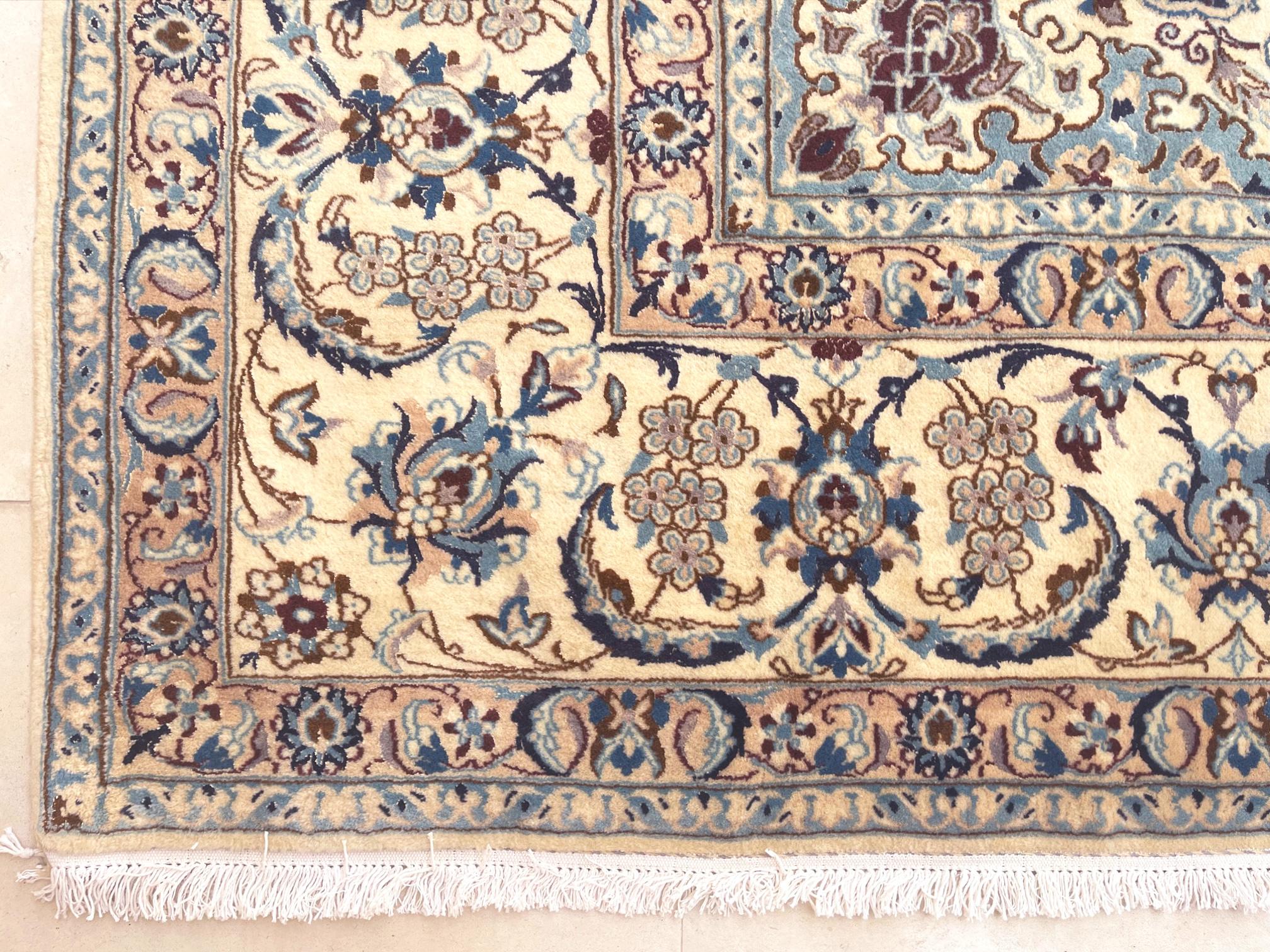 Persian Hand Knotted Medallion Floral Cream Blue Nain Rug, 1970 circa For Sale 2