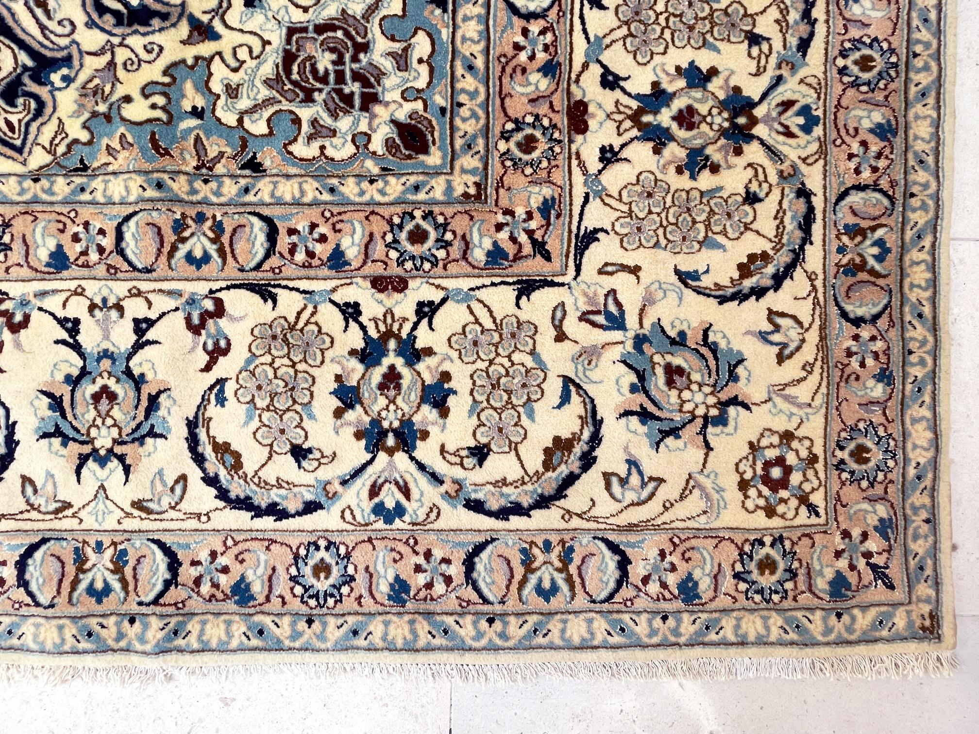 Persian Hand Knotted Medallion Floral Cream Blue Nain Rug, 1970 circa For Sale 3