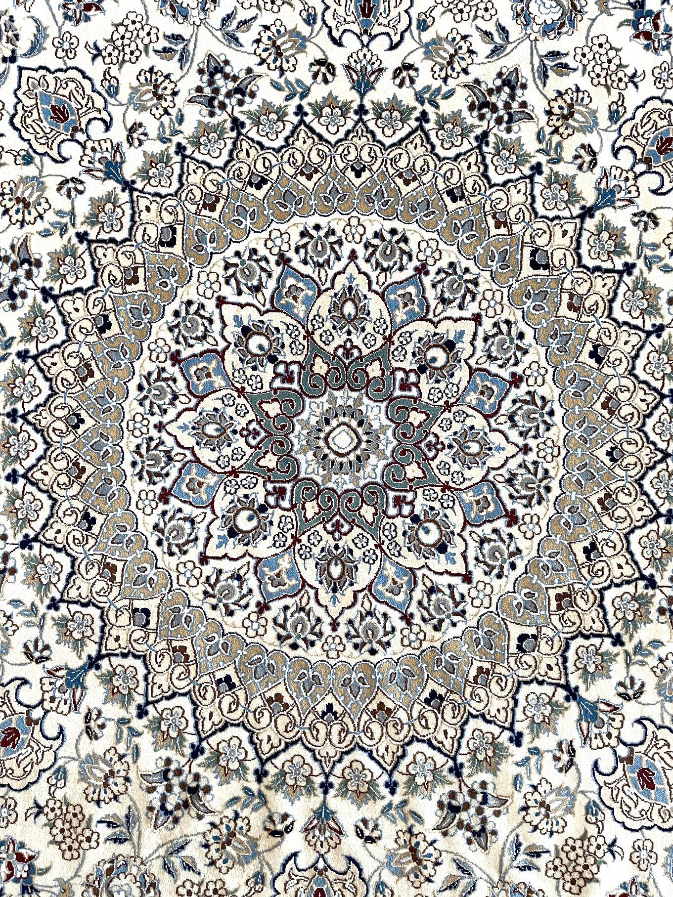 Contemporary Persian Hand Knotted Medallion Floral Cream Blue Nain Rug 2000 Circa For Sale