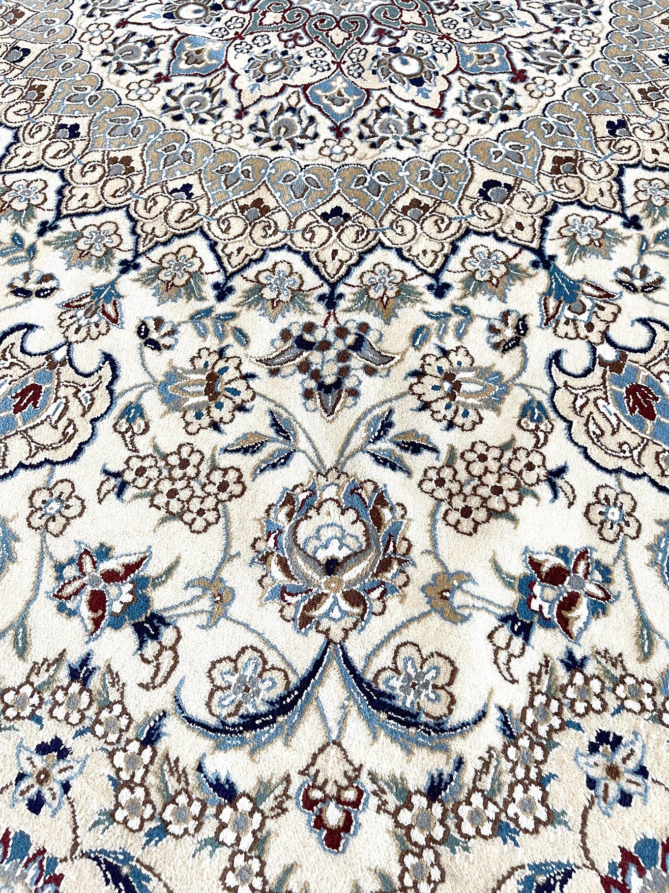 Persian Hand Knotted Medallion Floral Cream Blue Nain Rug 2000 Circa For Sale 3