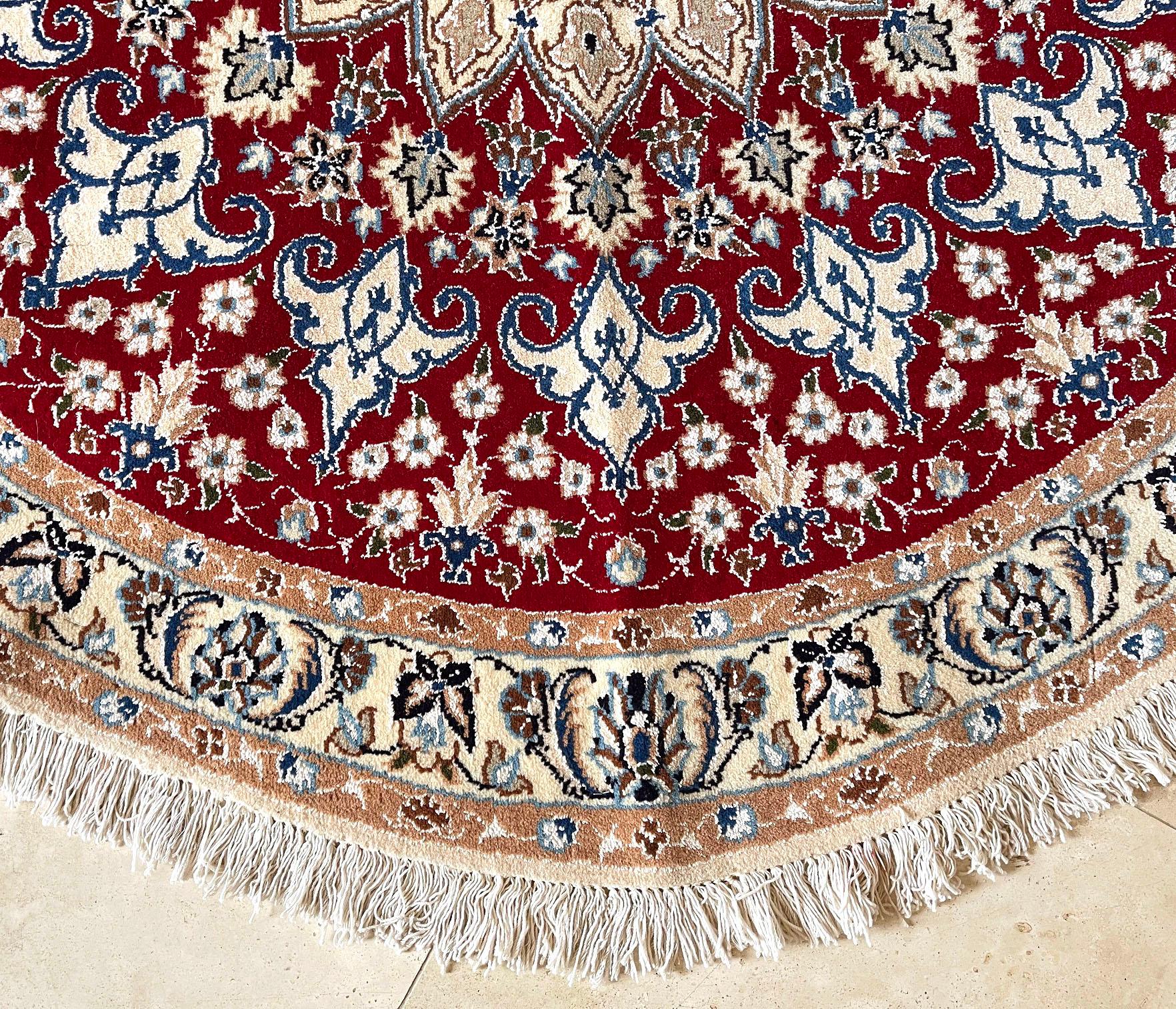 Persian Hand Knotted Medallion Floral Cream Red Nain Round Rug 2