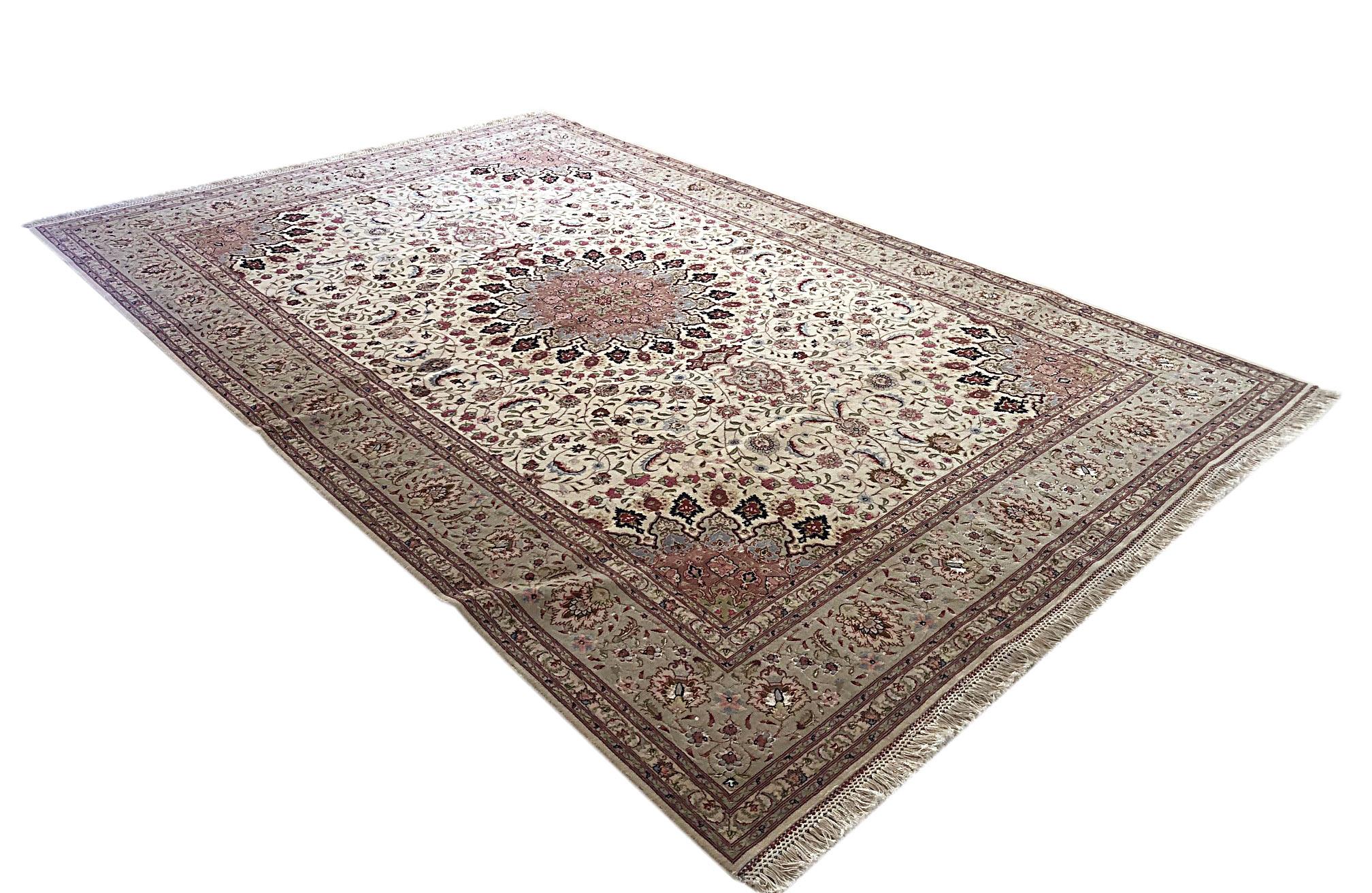 Persian Hand Knotted Medallion Floral Cream Silk Tabriz Rug New For Sale 7