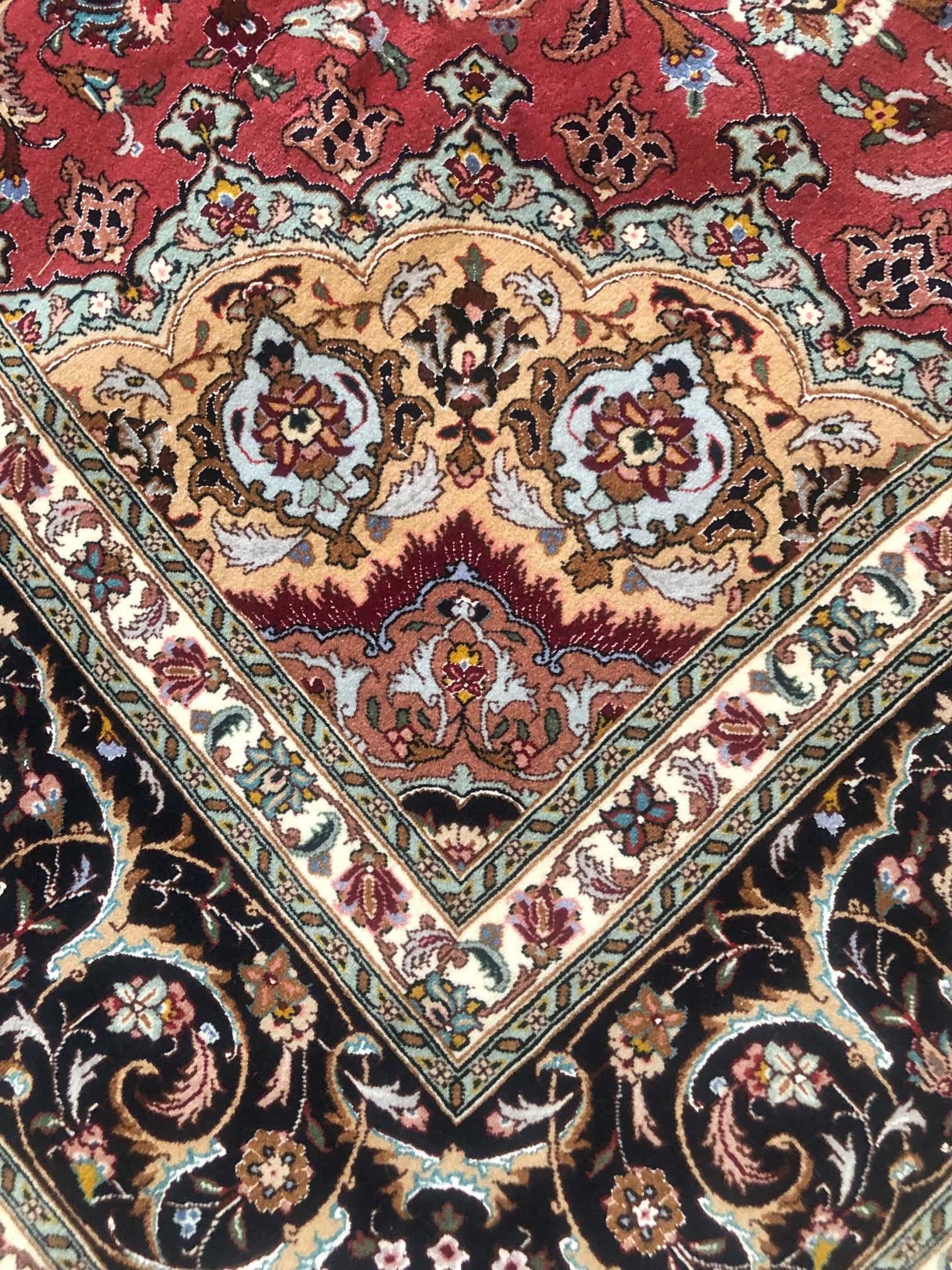Persian Hand Knotted Medallion Floral Javad Ghalam Tabriz Wool Silk Rug 3