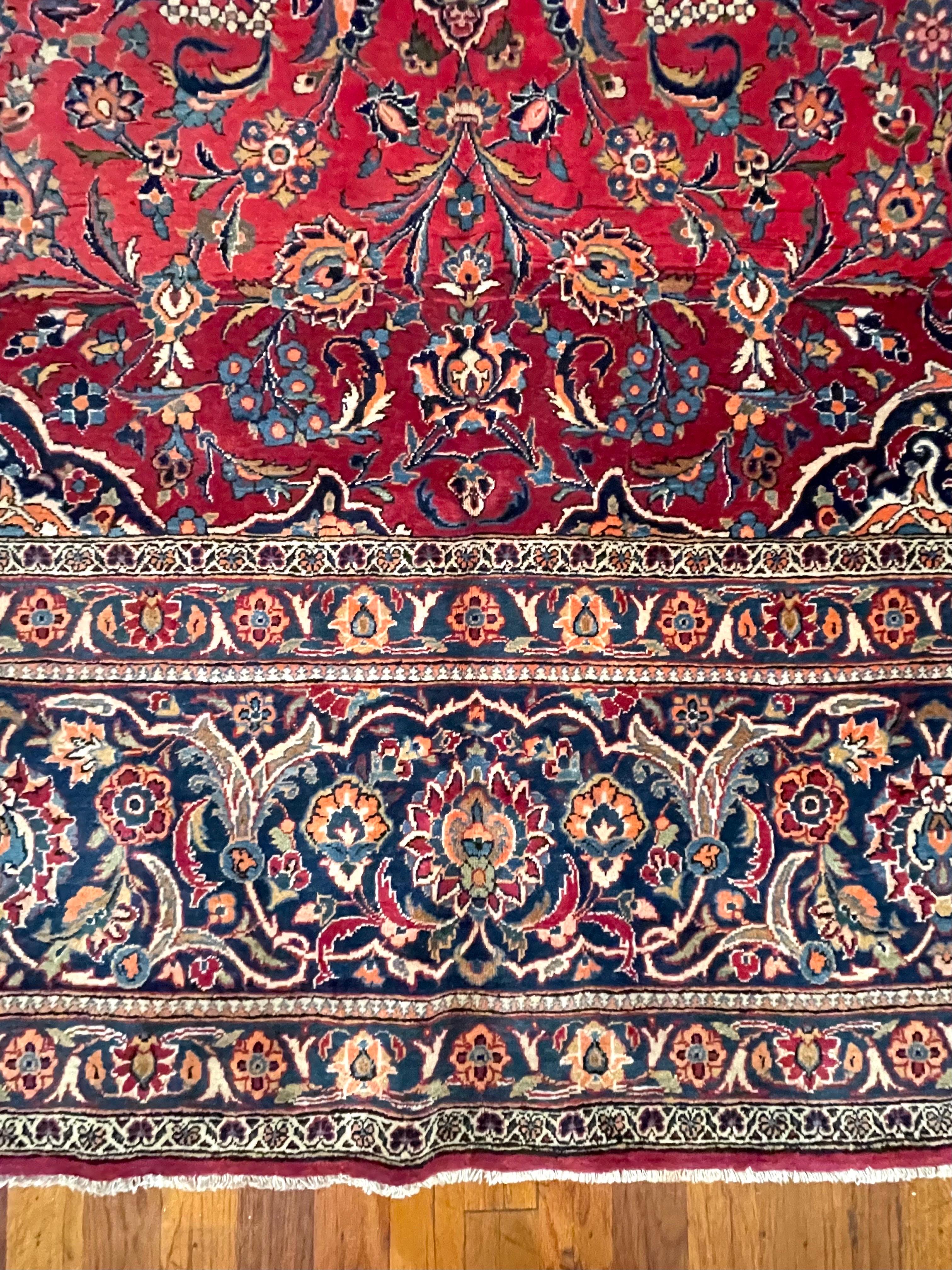Persian Hand Knotted Medallion Floral Red Kashan Rug Circa 1940 For Sale 5