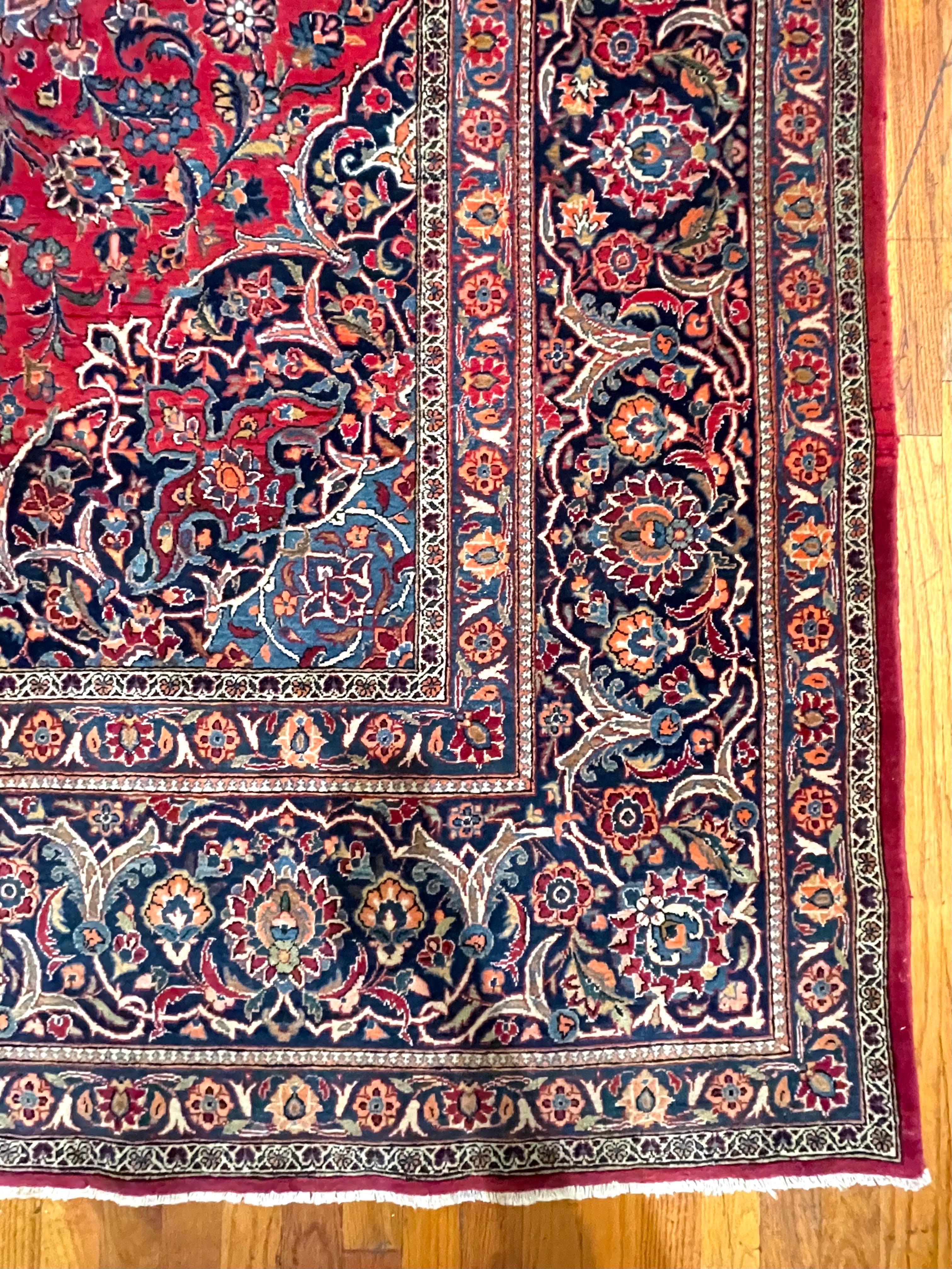 Persian Hand Knotted Medallion Floral Red Kashan Rug Circa 1940 For Sale 6