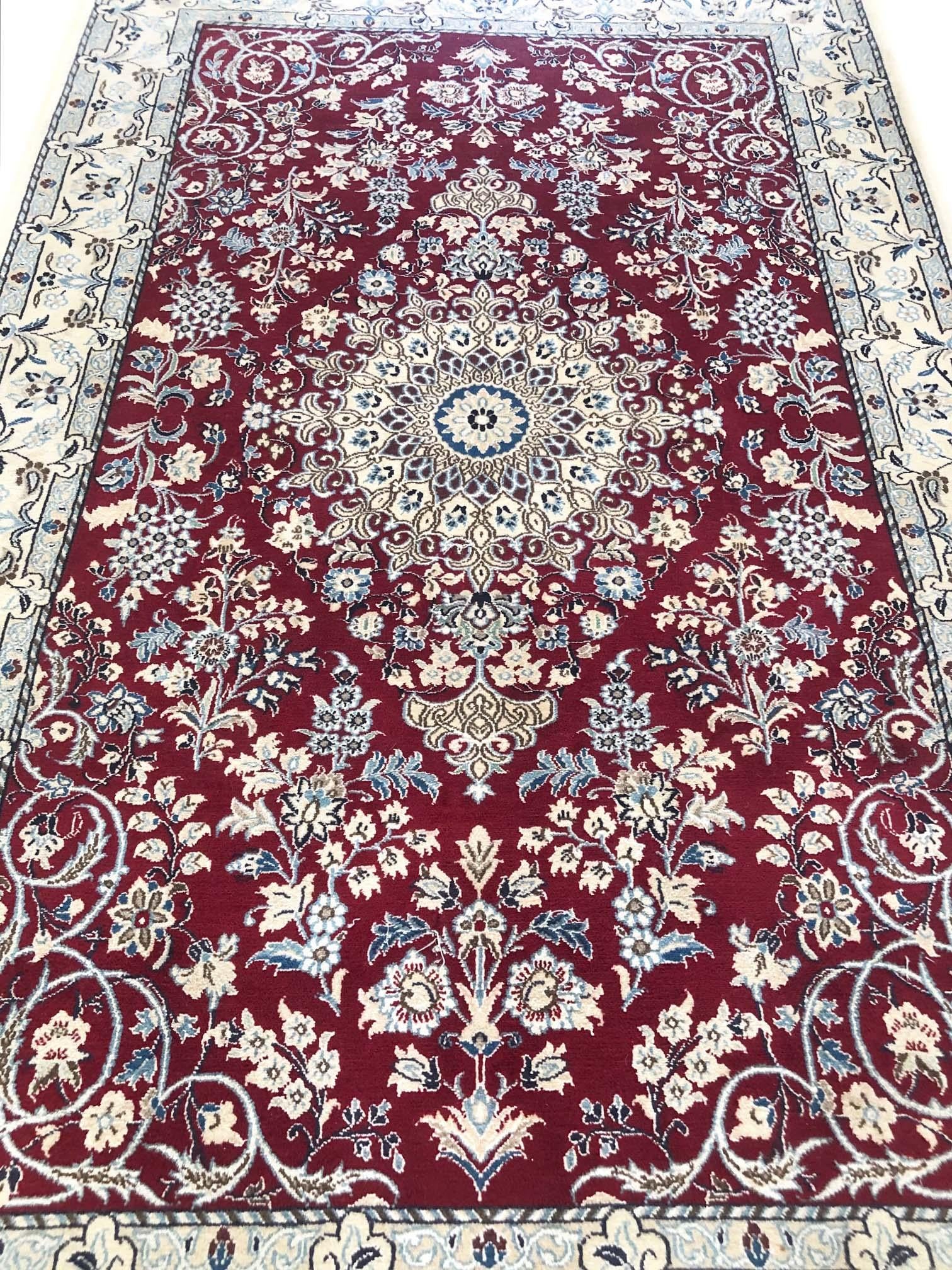 Late 20th Century Persian Hand Knotted Medallion Floral Red Nain Rug, circa 1980s