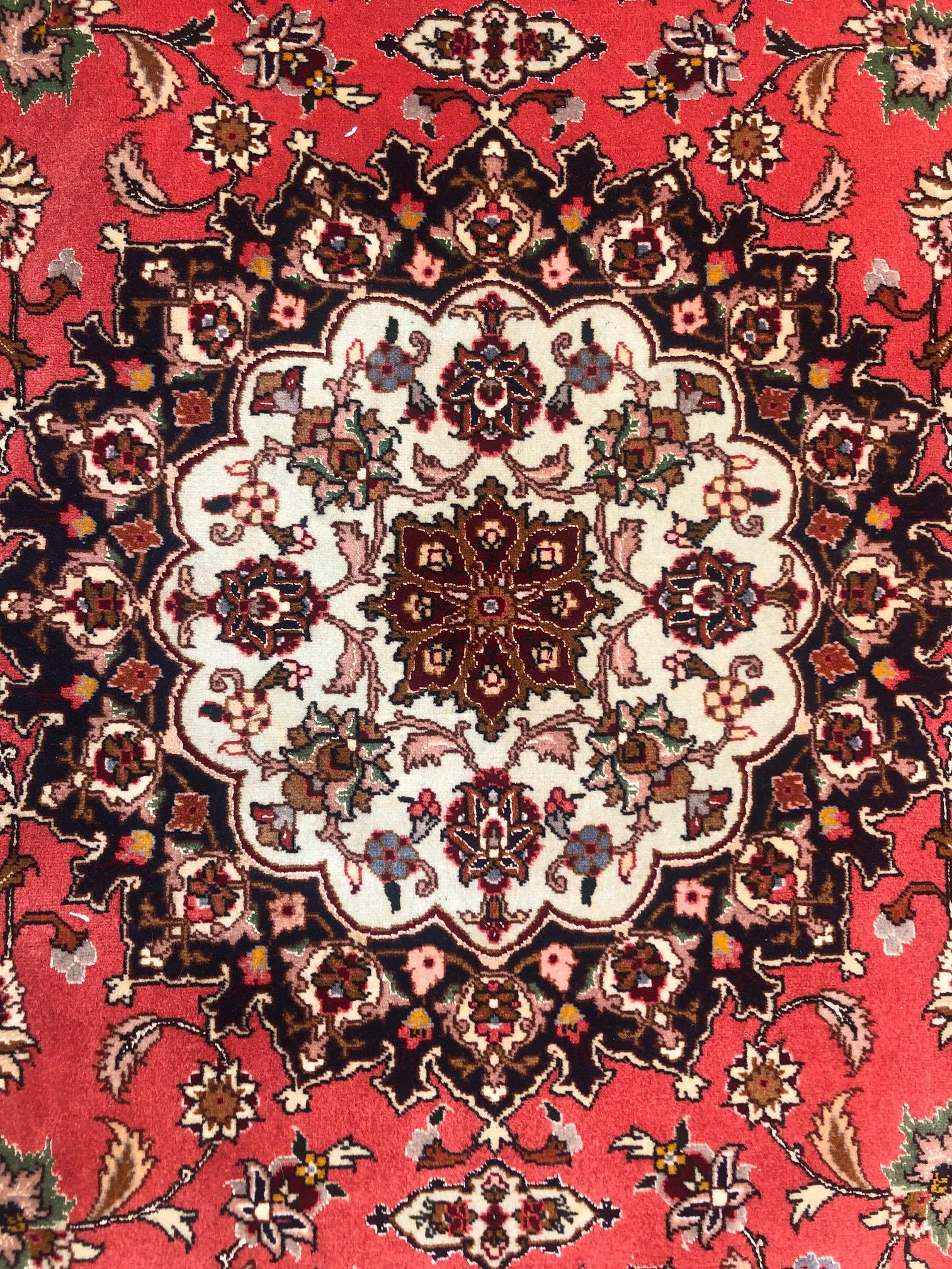 Late 20th Century Persian Hand Knotted Medallion Floral Red Tabriz Rug 50 Raj