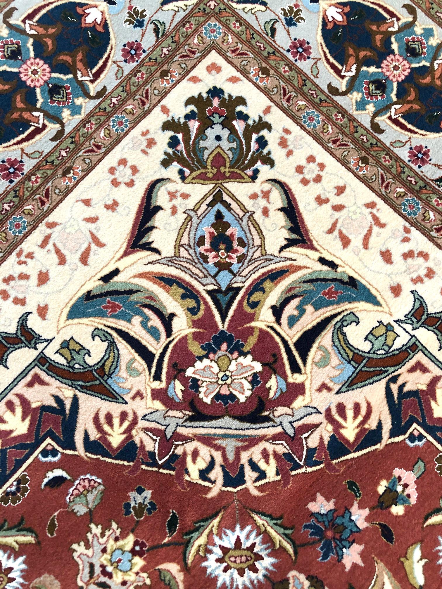 Persian Hand Knotted Medallion Floral Tabriz Rug For Sale 5