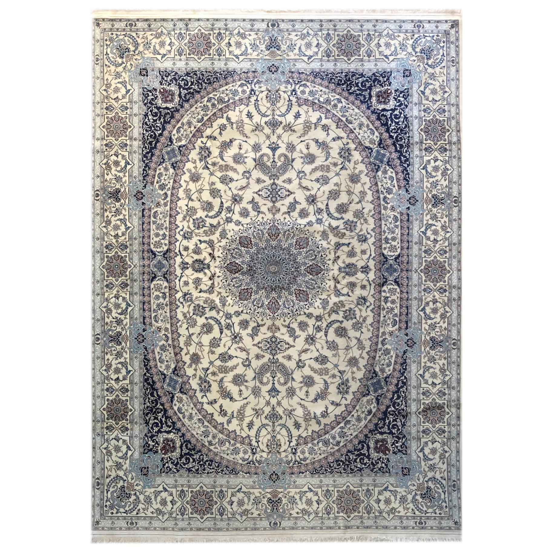 Tapis persan Nain:: noué à la main:: médaillon ovale à fleurs crème et bleu:: 6 La