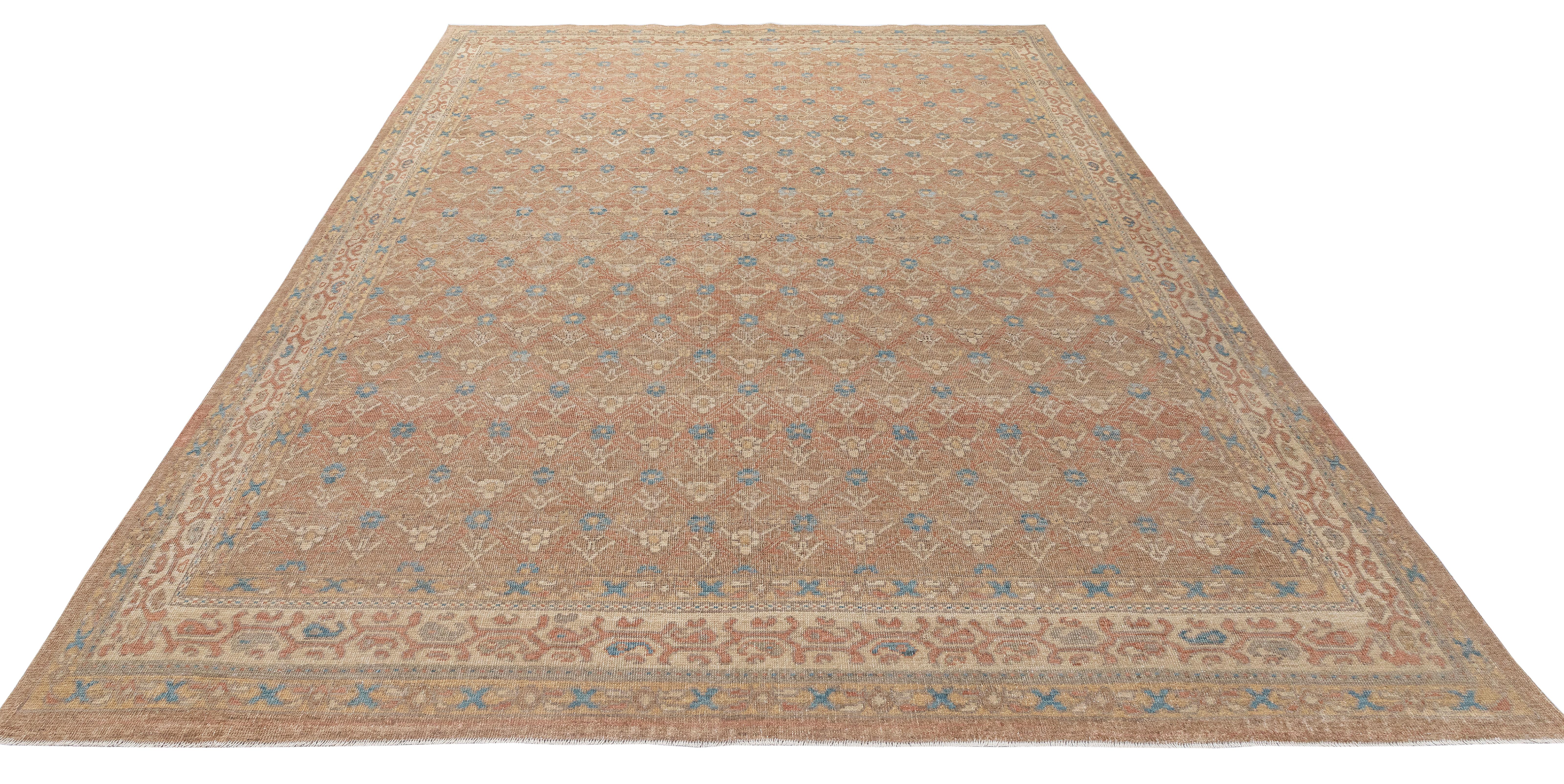 Persischer handgeknüpfter Teppich mit floralem Herati-Muster in zartem Korallenrot und Himmelblau (Wolle) im Angebot