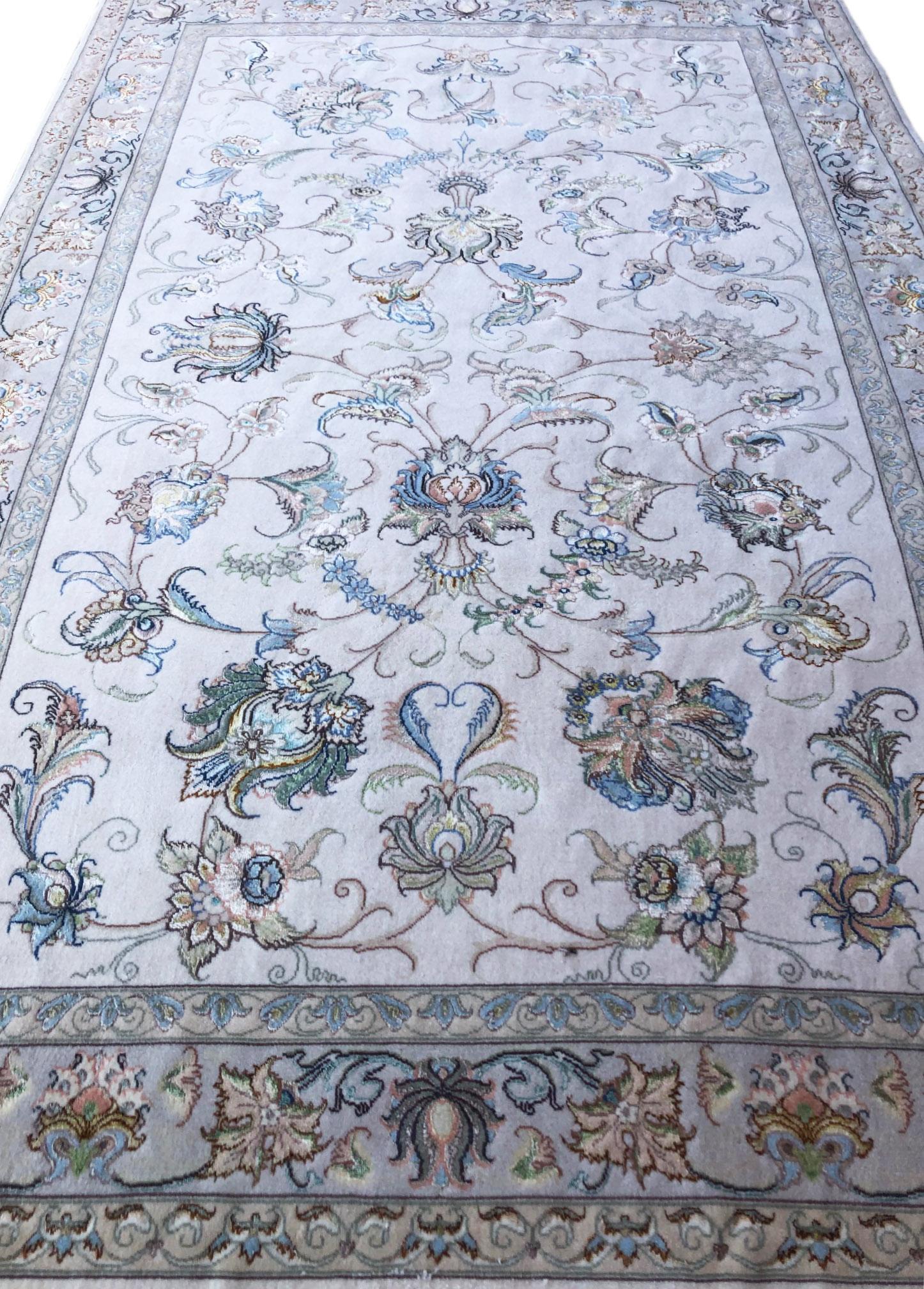 Contemporary Persian Hand Knotted Semi Medallion Floral Cream Silk Tabriz Rug 60 Raj For Sale