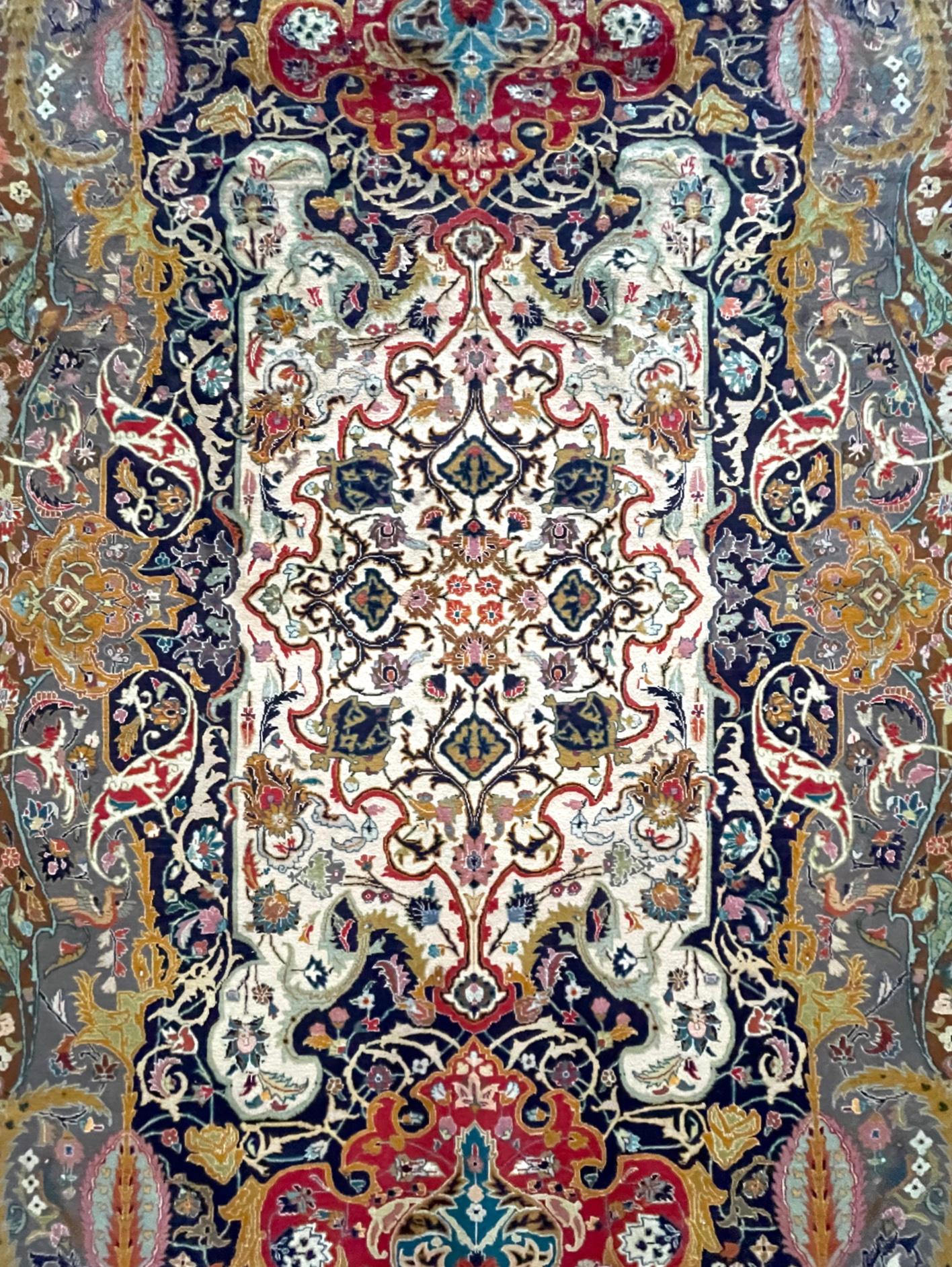 Mid-20th Century Persian Hand Knotted Semi Medallion Floral Tabriz Rug, circa 1960 For Sale