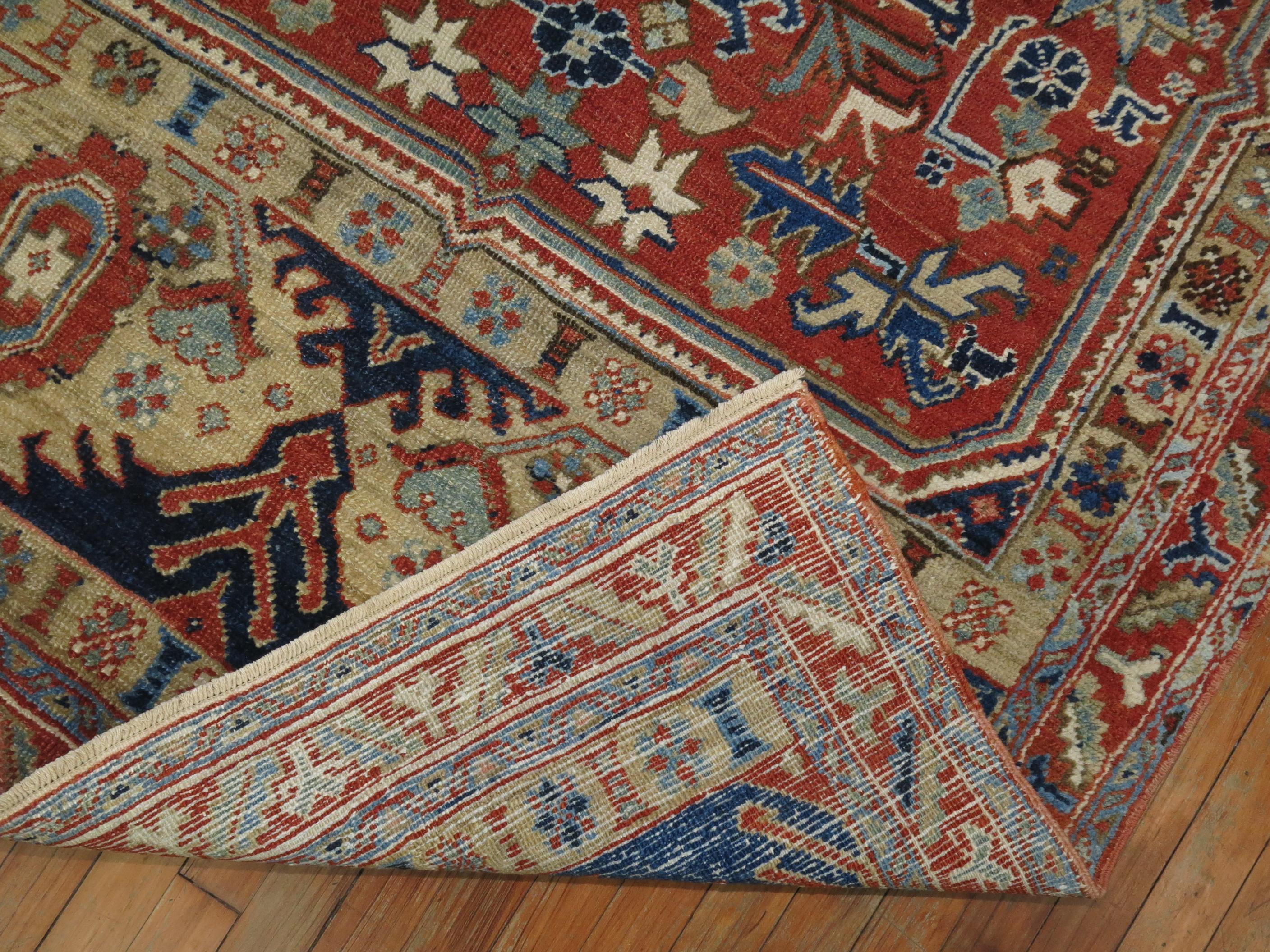 Early 20th Century Persian Heriz Accent Rug For Sale