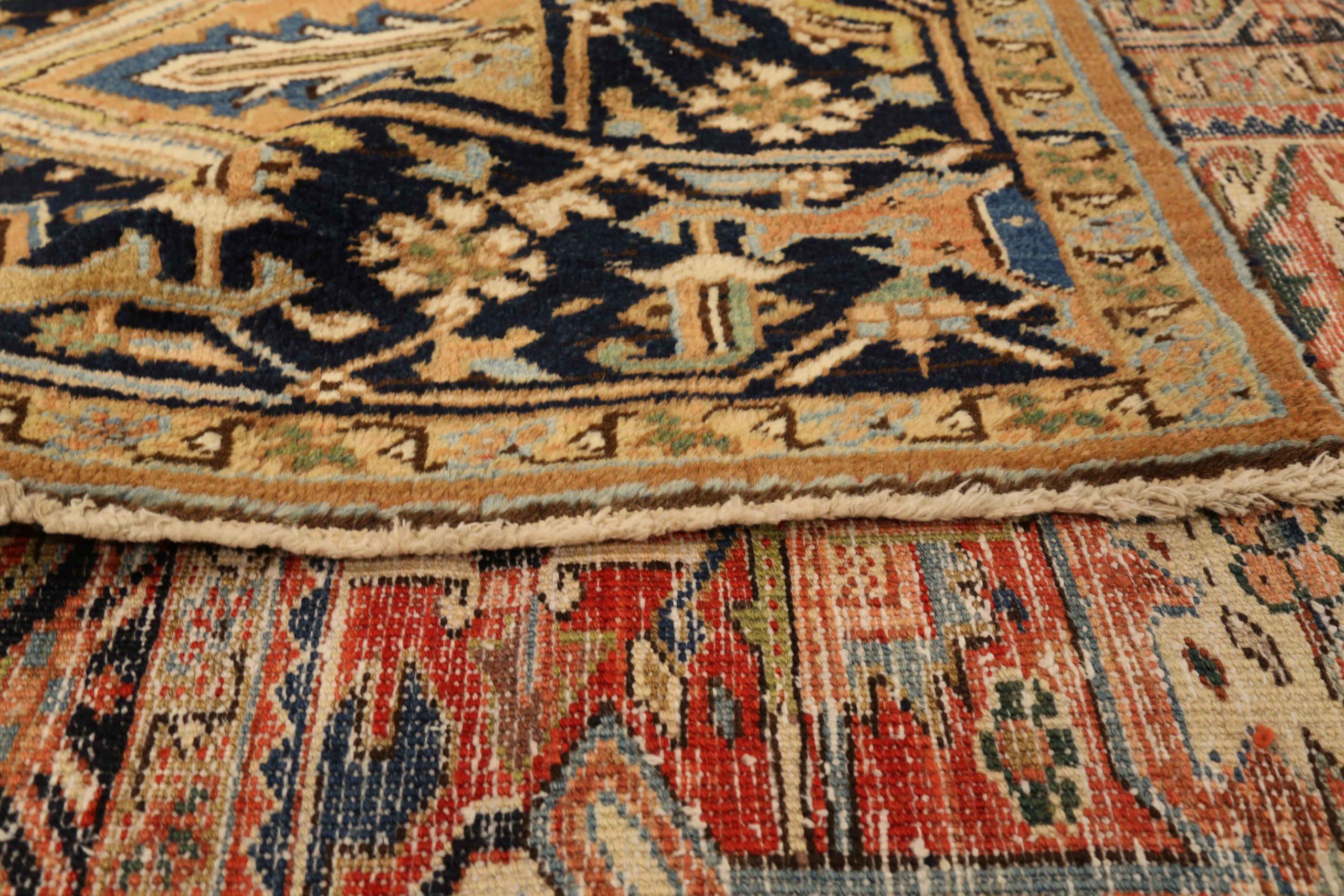 Tappeti persiani Heriz Circa 1910 - Lana Marrone Avorio Blu Navy Rosa - 75205 In condizioni ottime in vendita a Dallas, TX