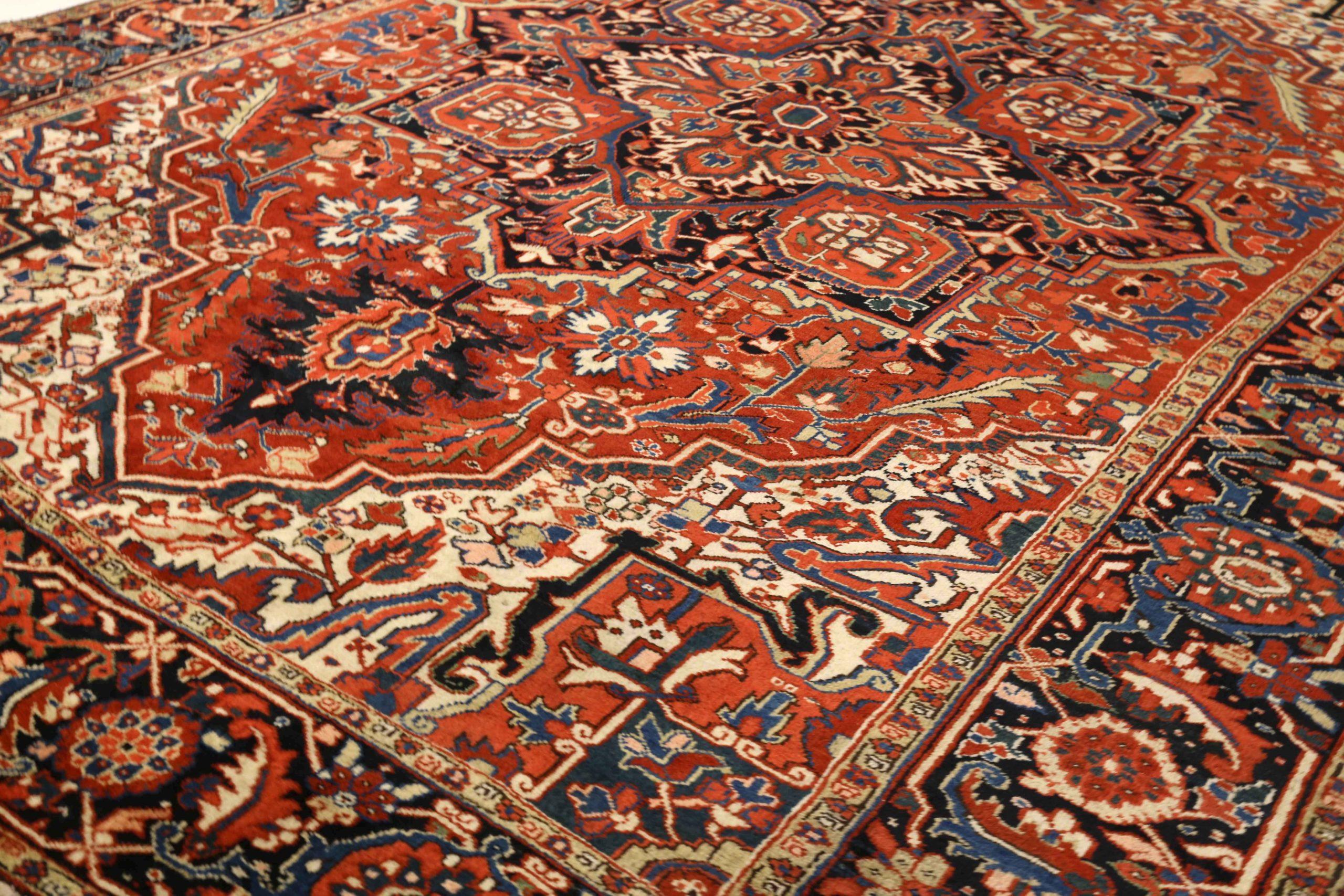 Alfombras Persas Heriz Circa 1910 - Lana Marfil Azul Marino Diseño Rojo - 75461 Asiático en venta