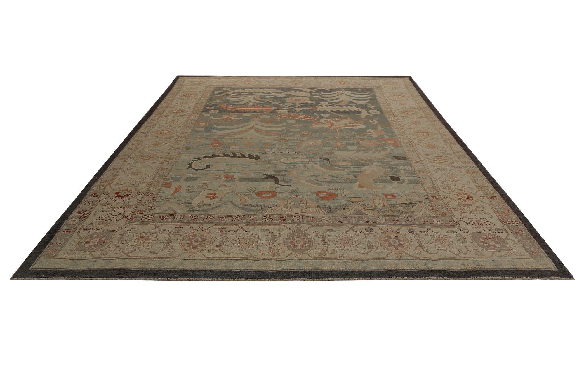 Entdecken Sie die Eleganz des persischen Heriz mit Teppichen aus der Zeit um 1910. Dieses exklusive Design aus Wolle und Blau-Elfenbein eignet sich perfekt, um Ihren Raum zu verschönern.