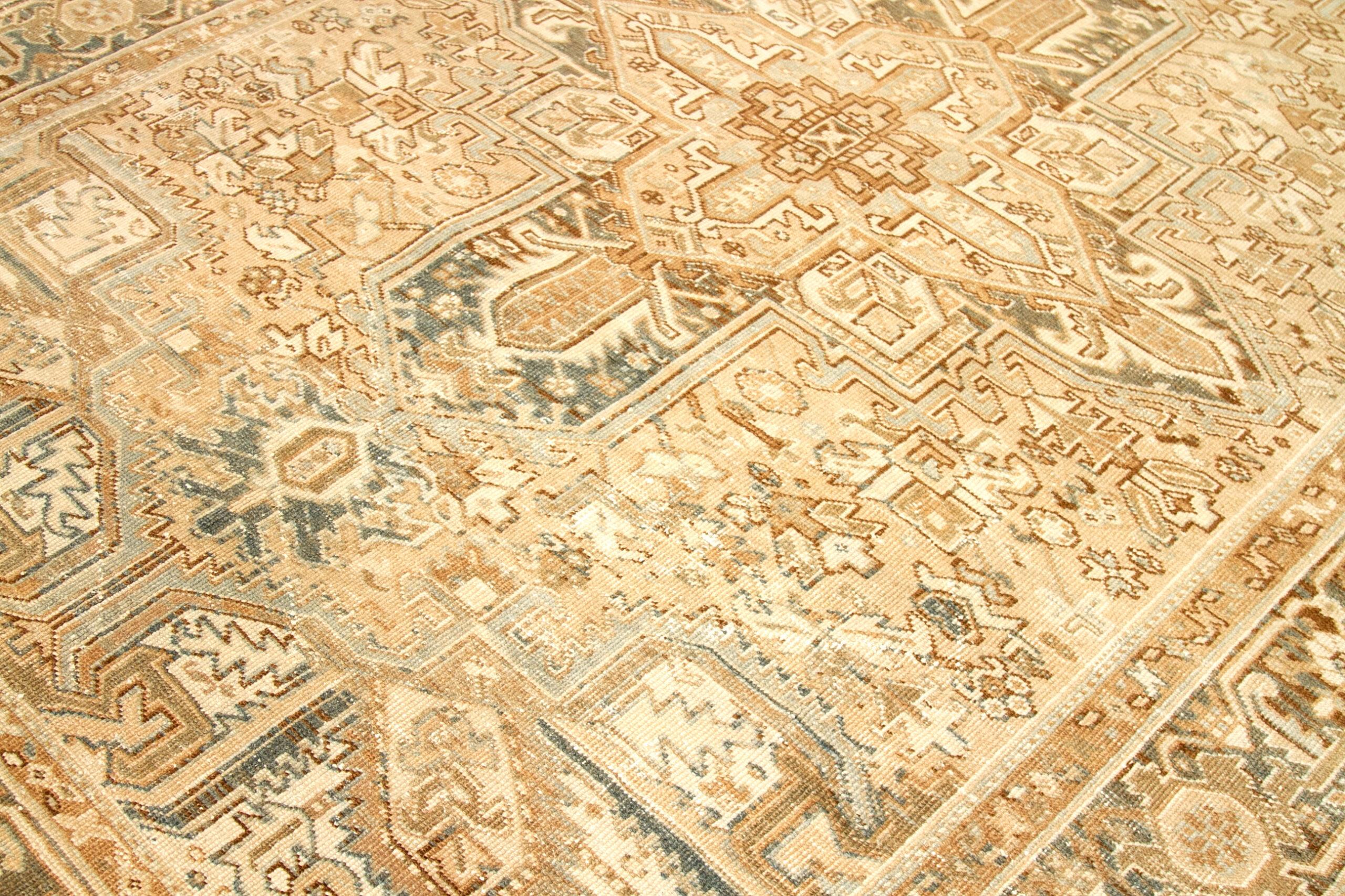 Tappeti persiani Heriz - Lana Marrone Avorio Taupe Design - 92701 In condizioni ottime in vendita a Dallas, TX
