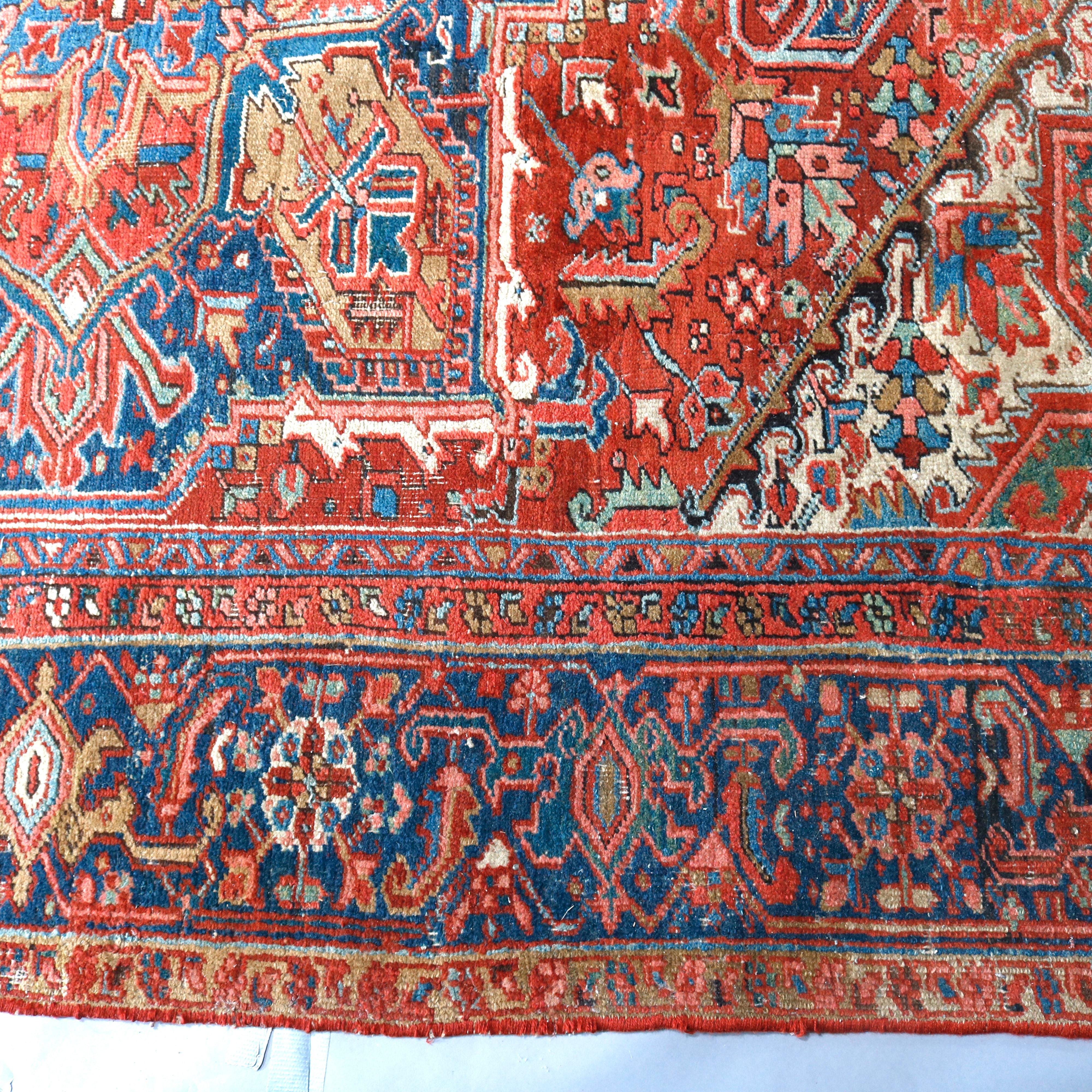Persian Heriz Oriental Room Size Carpet, circa 1940 5