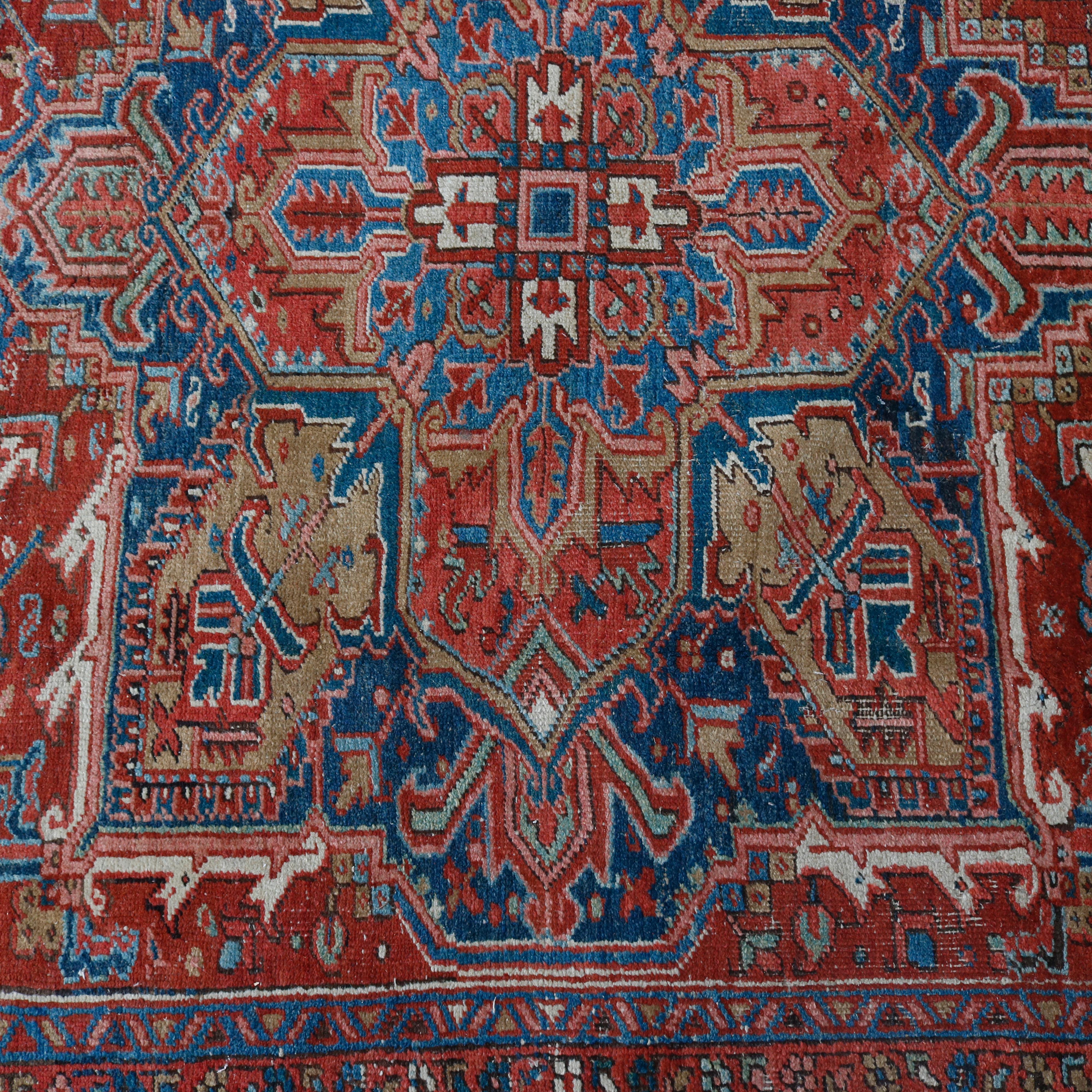 Persian Heriz Oriental Room Size Carpet, circa 1940 3