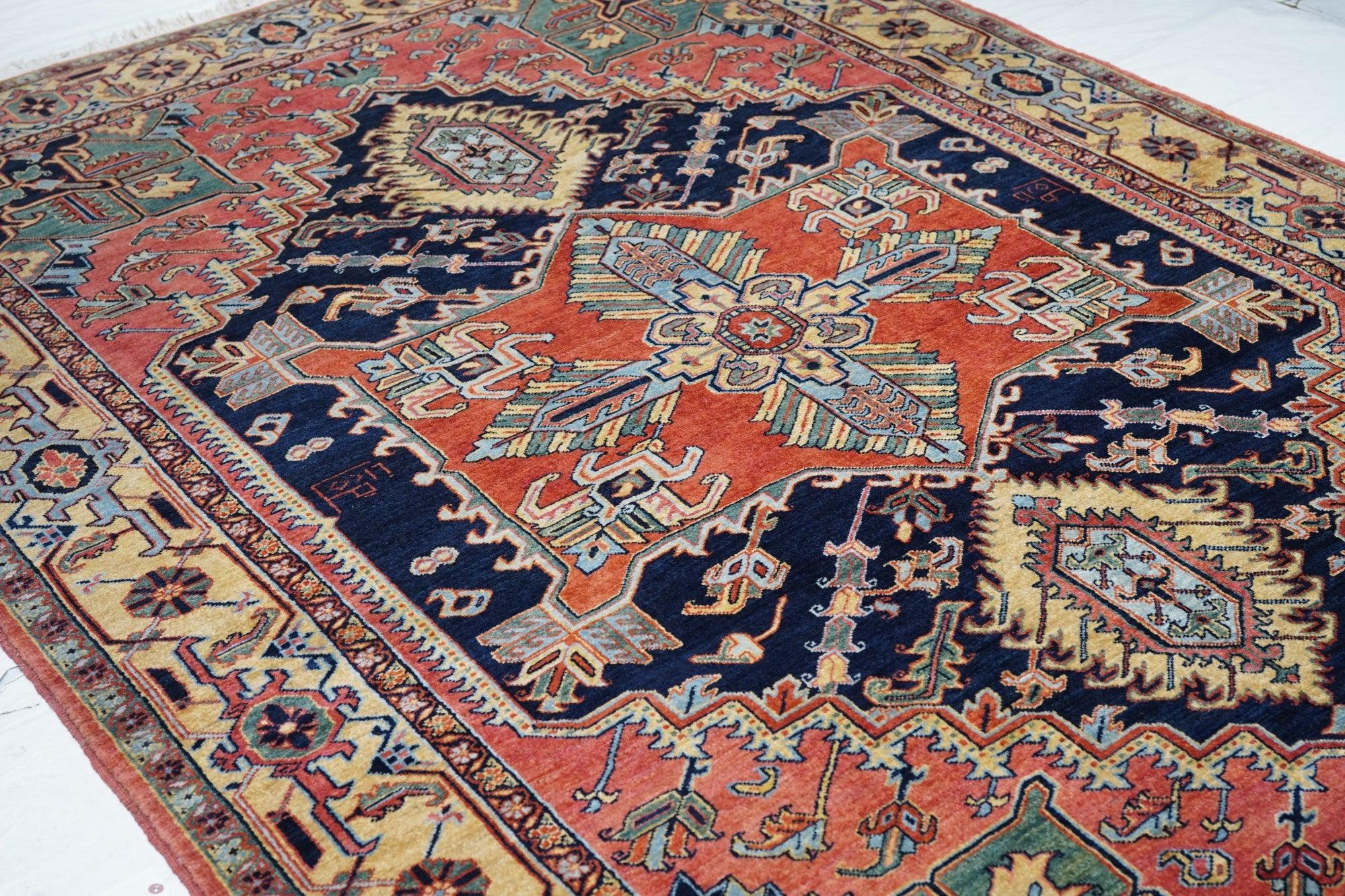 Persian Heriz Rug 6'8'' x 9'4'' For Sale 1