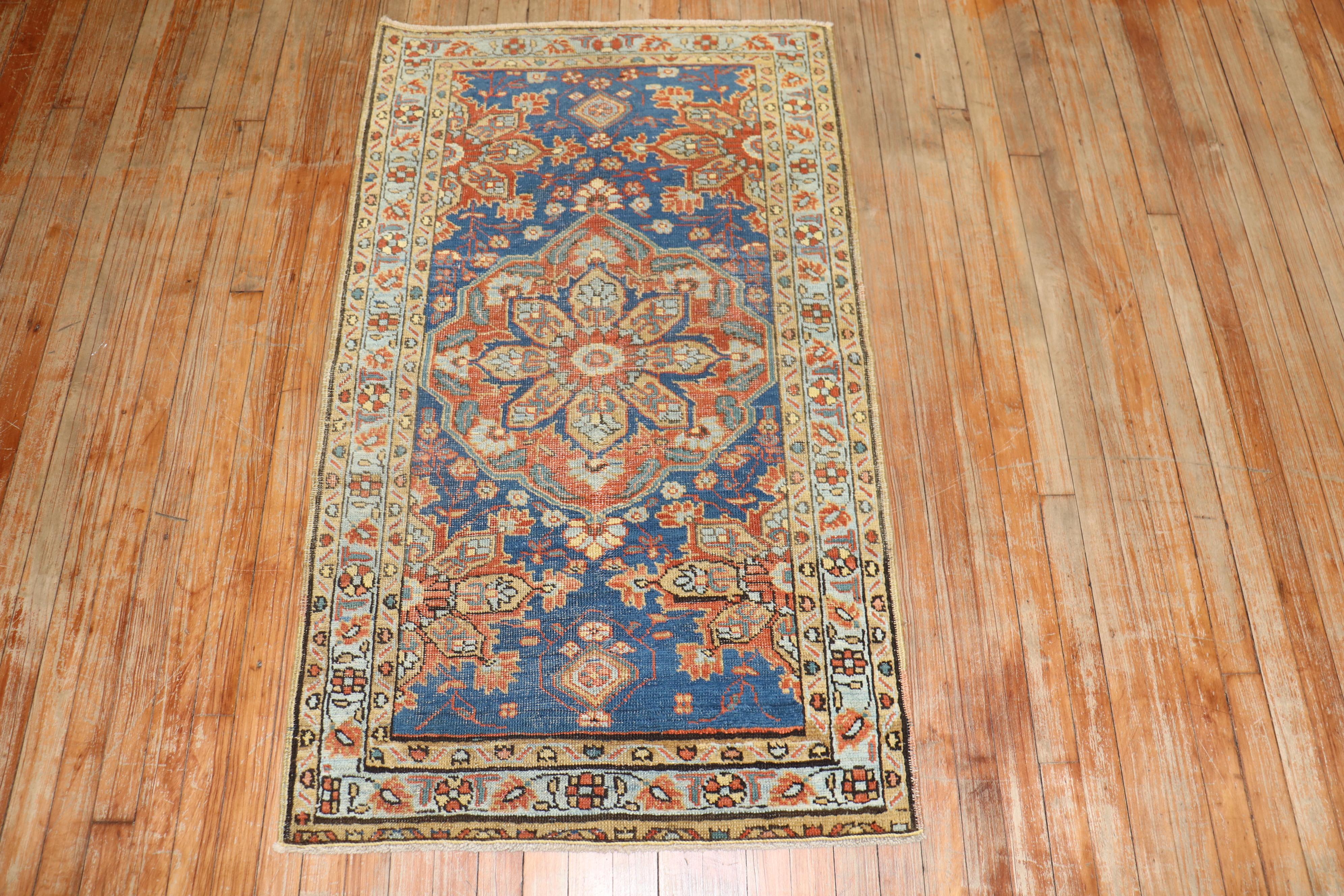 Sultanabad Persian Heriz Rug For Sale