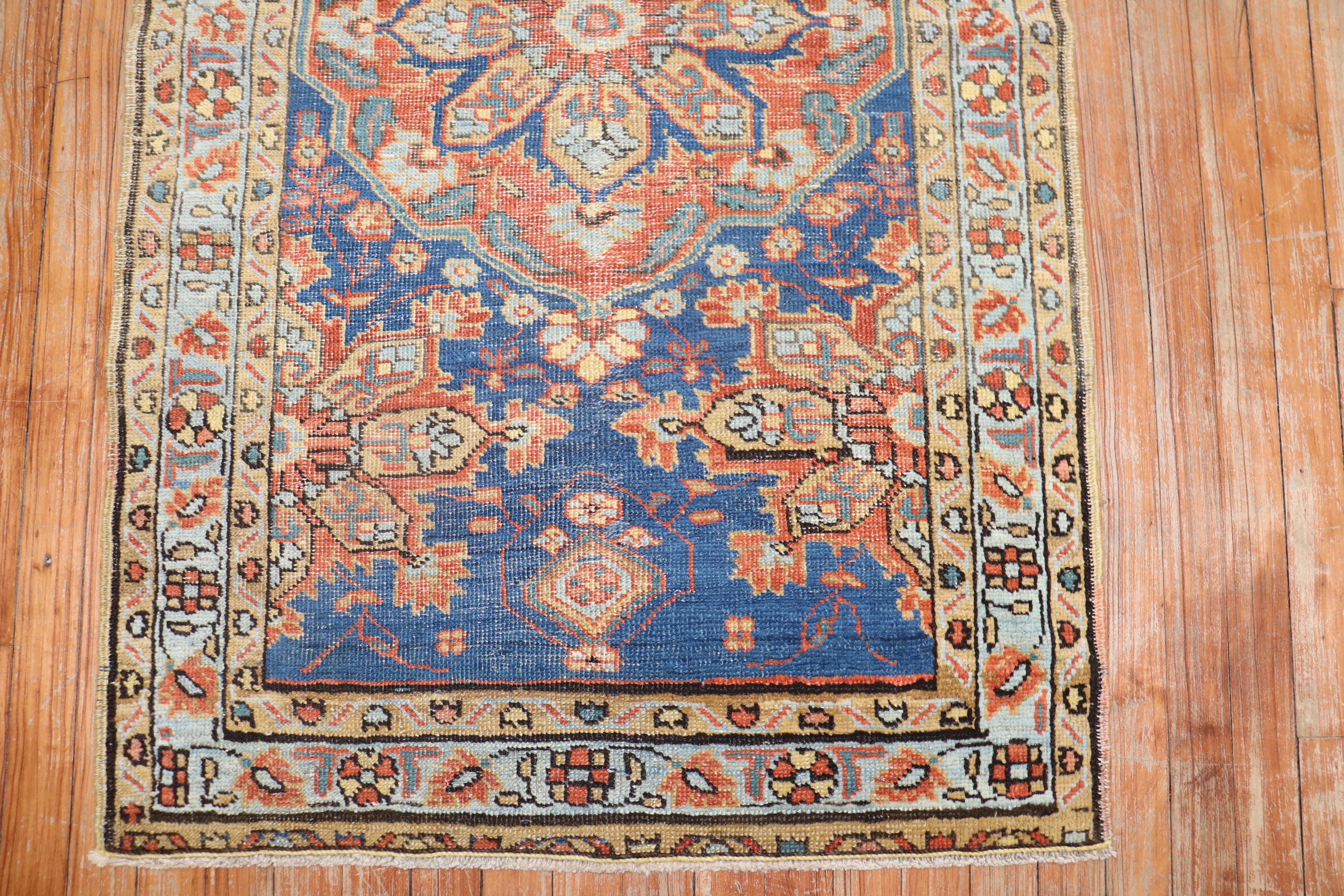 Persian Heriz Rug In Good Condition For Sale In New York, NY