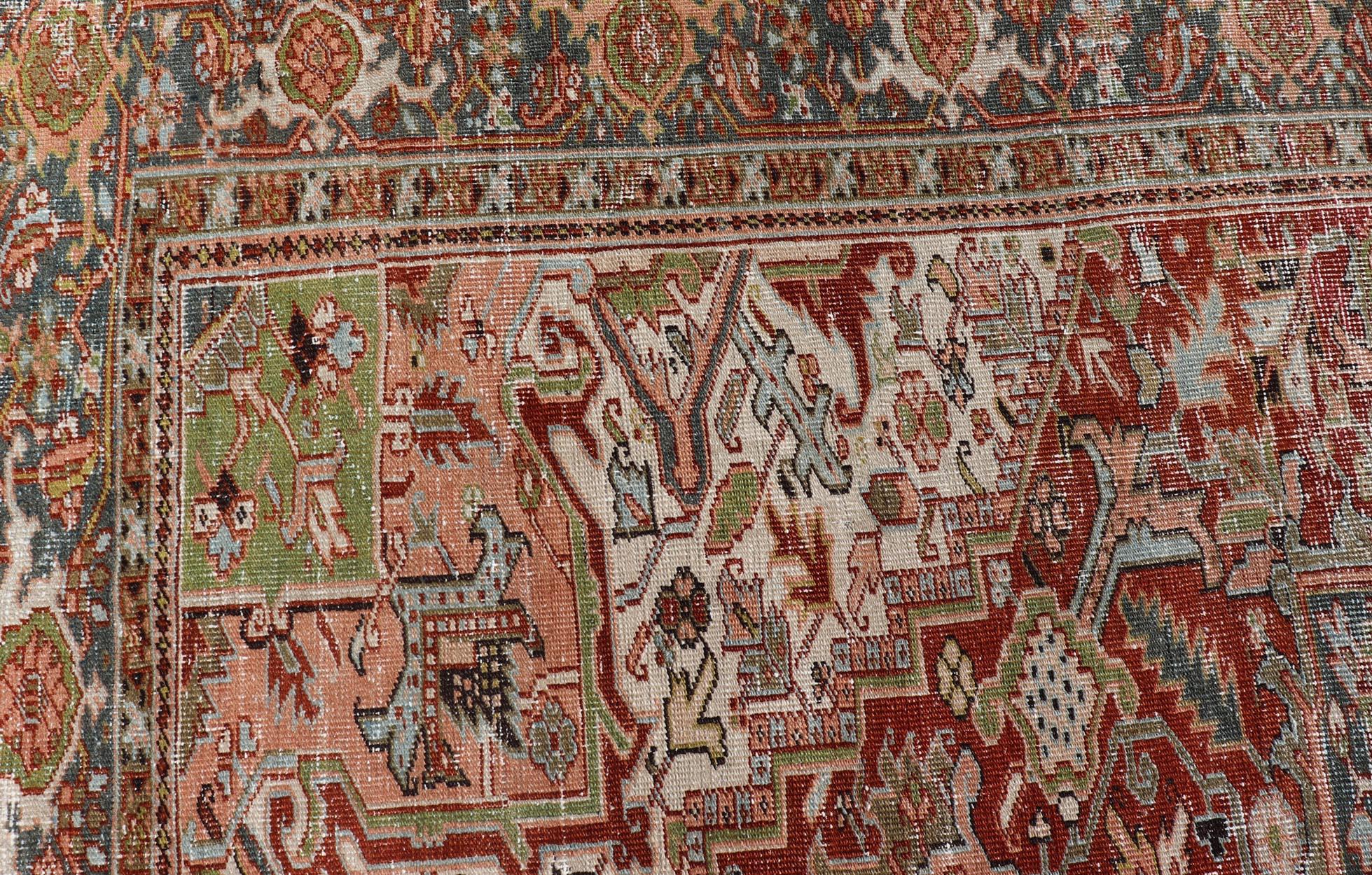 Persischer Heriz-Teppich in reichhaltiger Farbpalette und Medaillon-Design 8'10 x 11'1 (Heriz Serapi) im Angebot