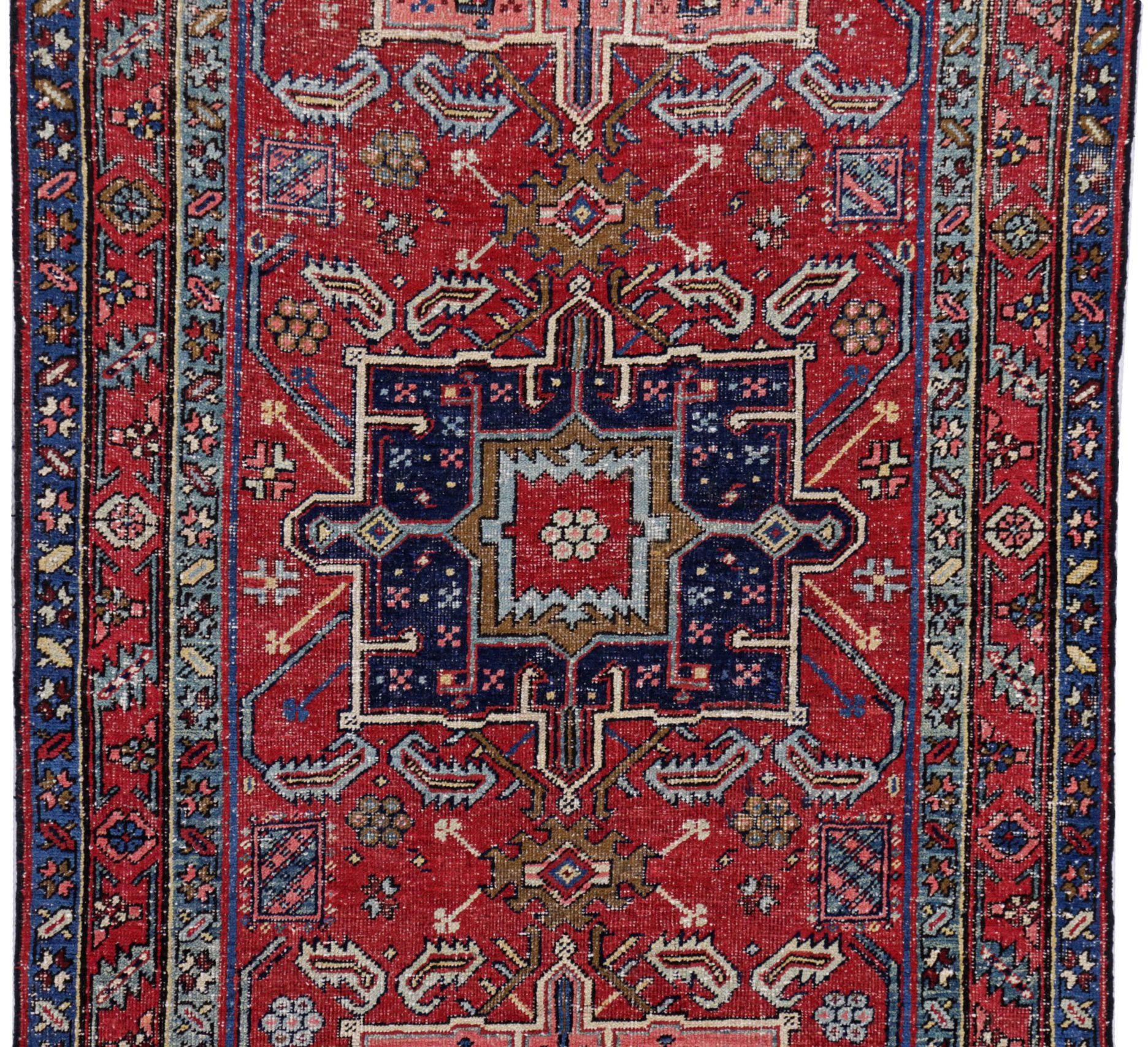 Persischer Heriz-Läufer Circa 1910 - Wolle Marineblau Rosa Rot Design - 91478 (Asiatisch) im Angebot