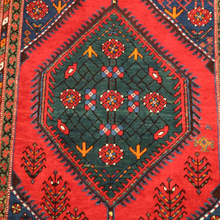 Persischer Heriz-Läufer aus Wolle in Blau, Grün, Marineblau, Blau und Rot - 94652 (Heriz Serapi) im Angebot