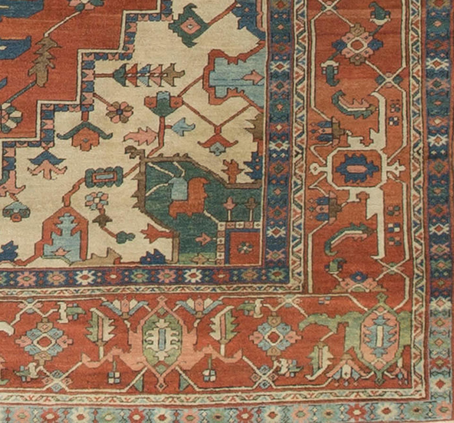 Hand-Woven Persian Heriz Serapi Rug Carpet, circa 1890 For Sale