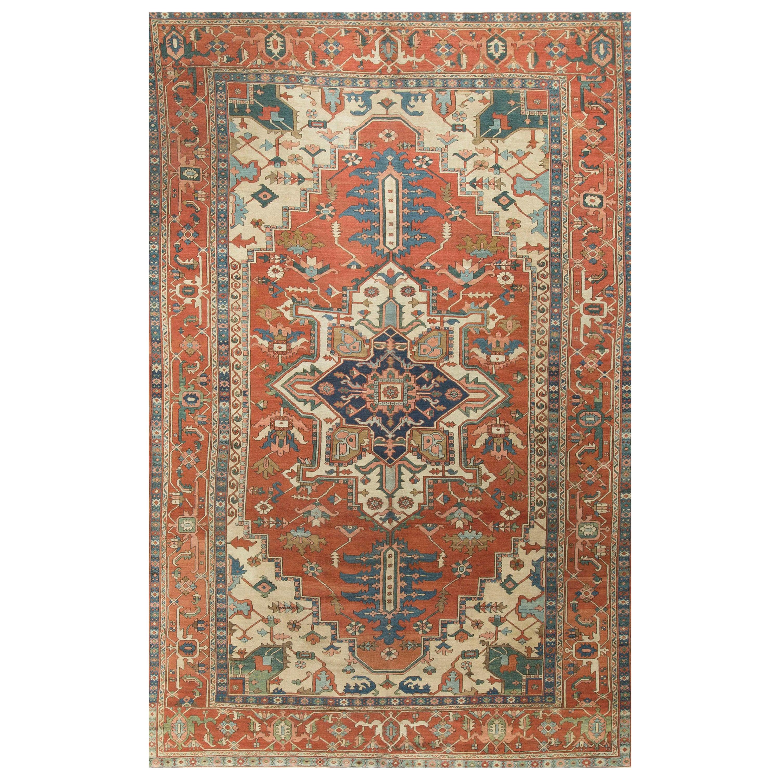 Persian Heriz Serapi Rug Carpet, circa 1890 For Sale