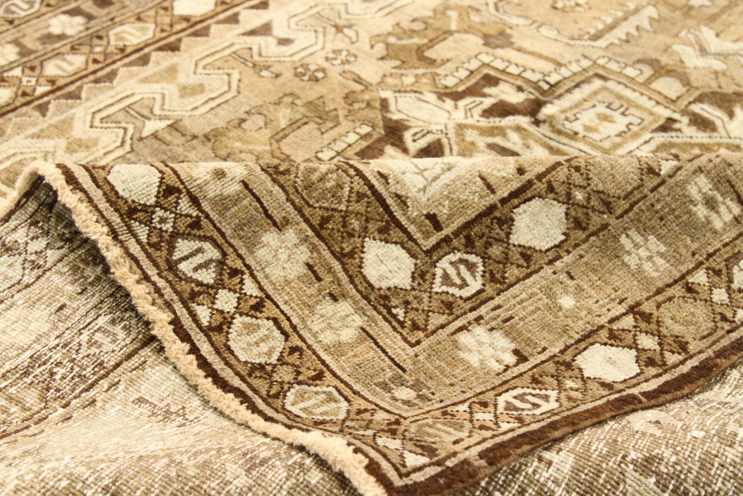 Asiatique Tapis persan Heriz Small - Laine Brown Ivory Taupe Design - 75697 en vente