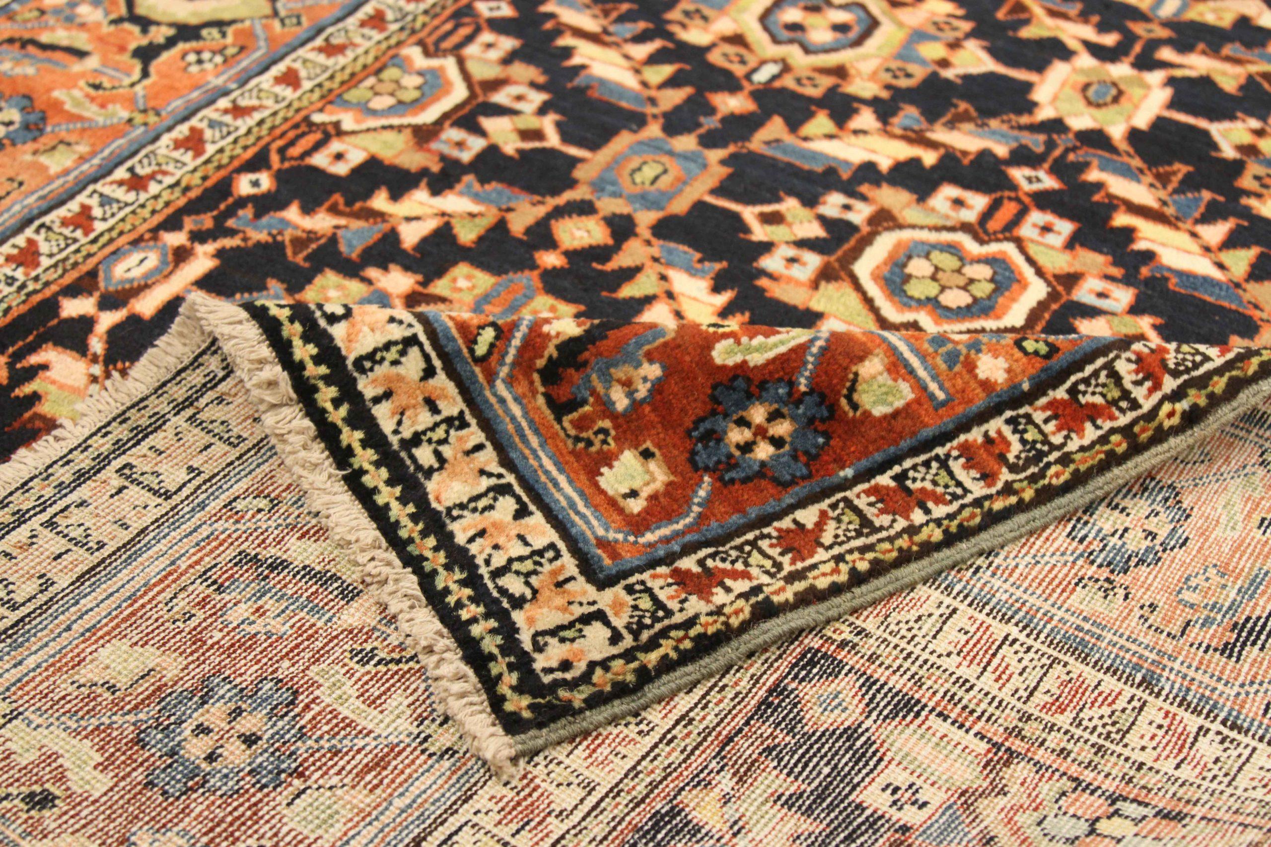Persischer Heriz-Teppich Circa 1940 - Wolle Schwarz Elfenbein Rot 72602 (Asiatisch) im Angebot