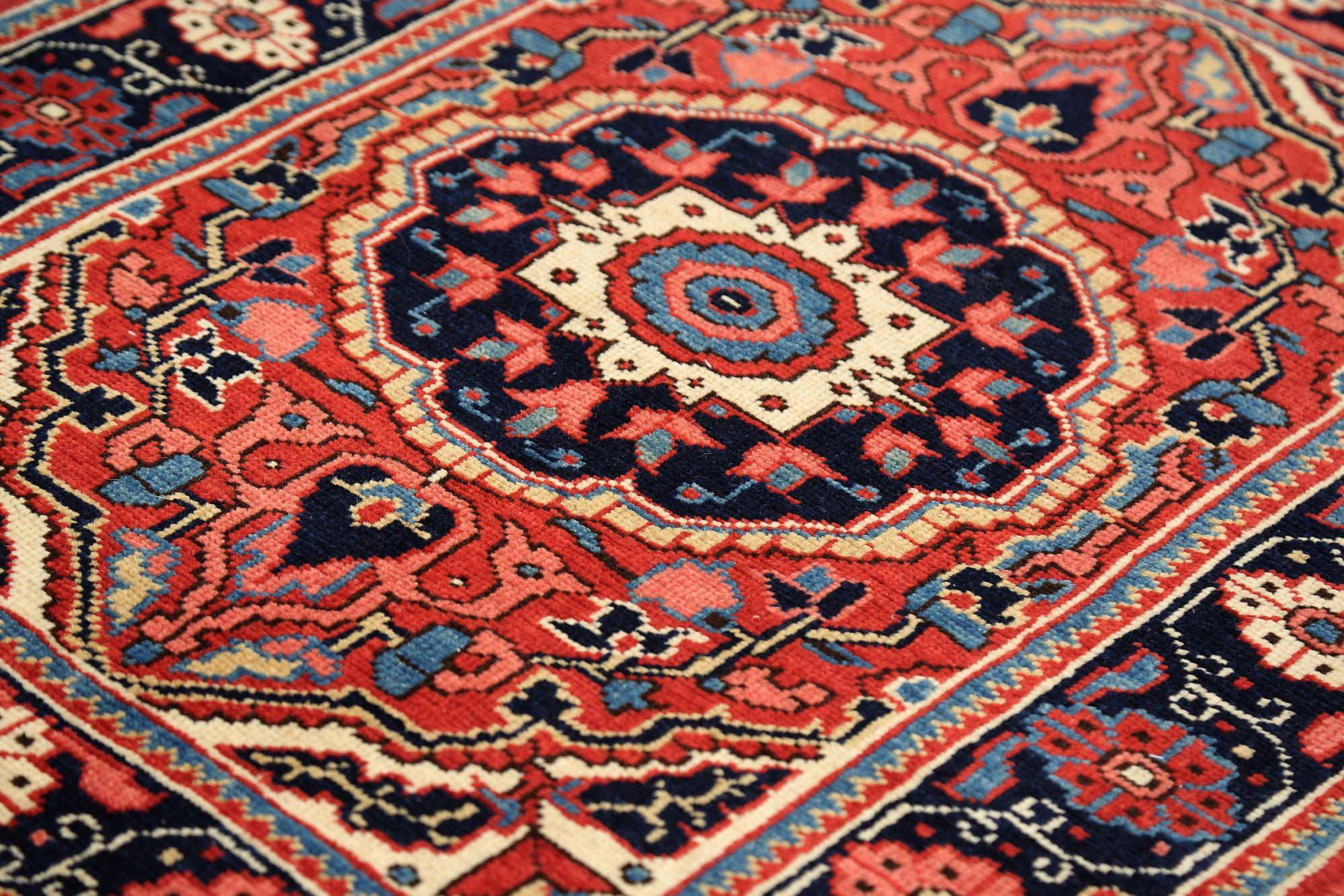 Persischer Heriz Kleiner Teppich - Wolle Rot Design - 96926 im Zustand „Hervorragend“ im Angebot in Dallas, TX