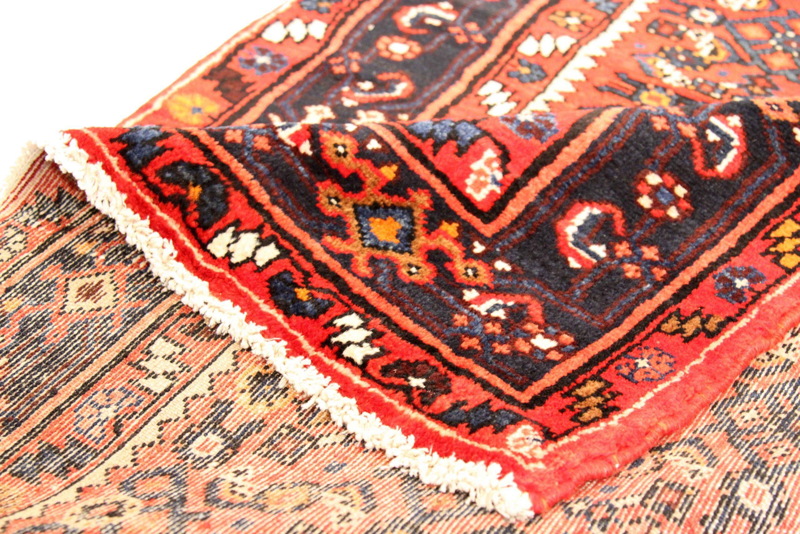 Persischer Hosseinabad-Läufer aus Wolle in Elfenbein, Marineblau, Blau und Rot - 75735 (Irakisch) im Angebot