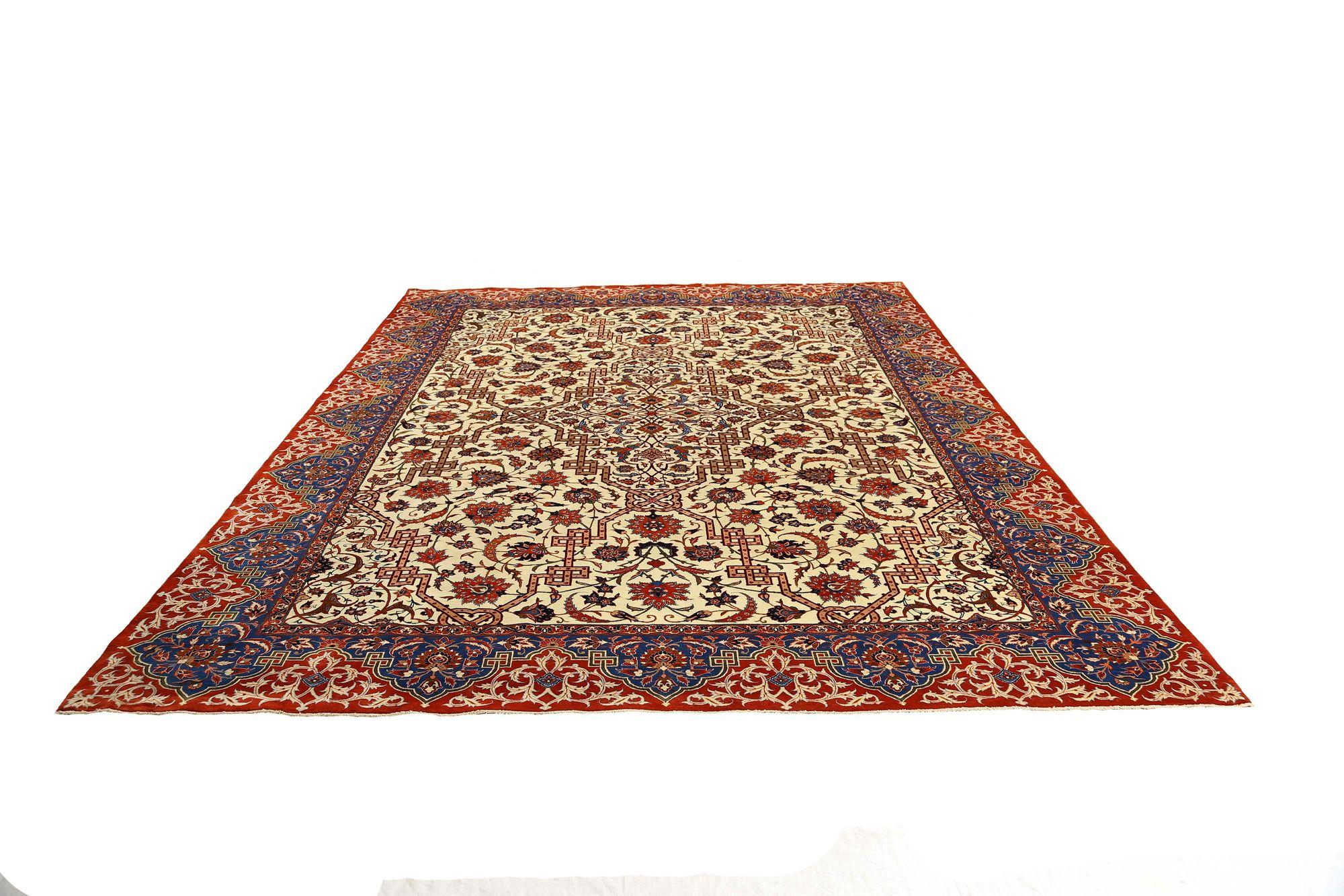 Persische Isfahan-Teppiche – Wolle, elfenbeinfarbenes Design – 96683 (20. Jahrhundert) im Angebot