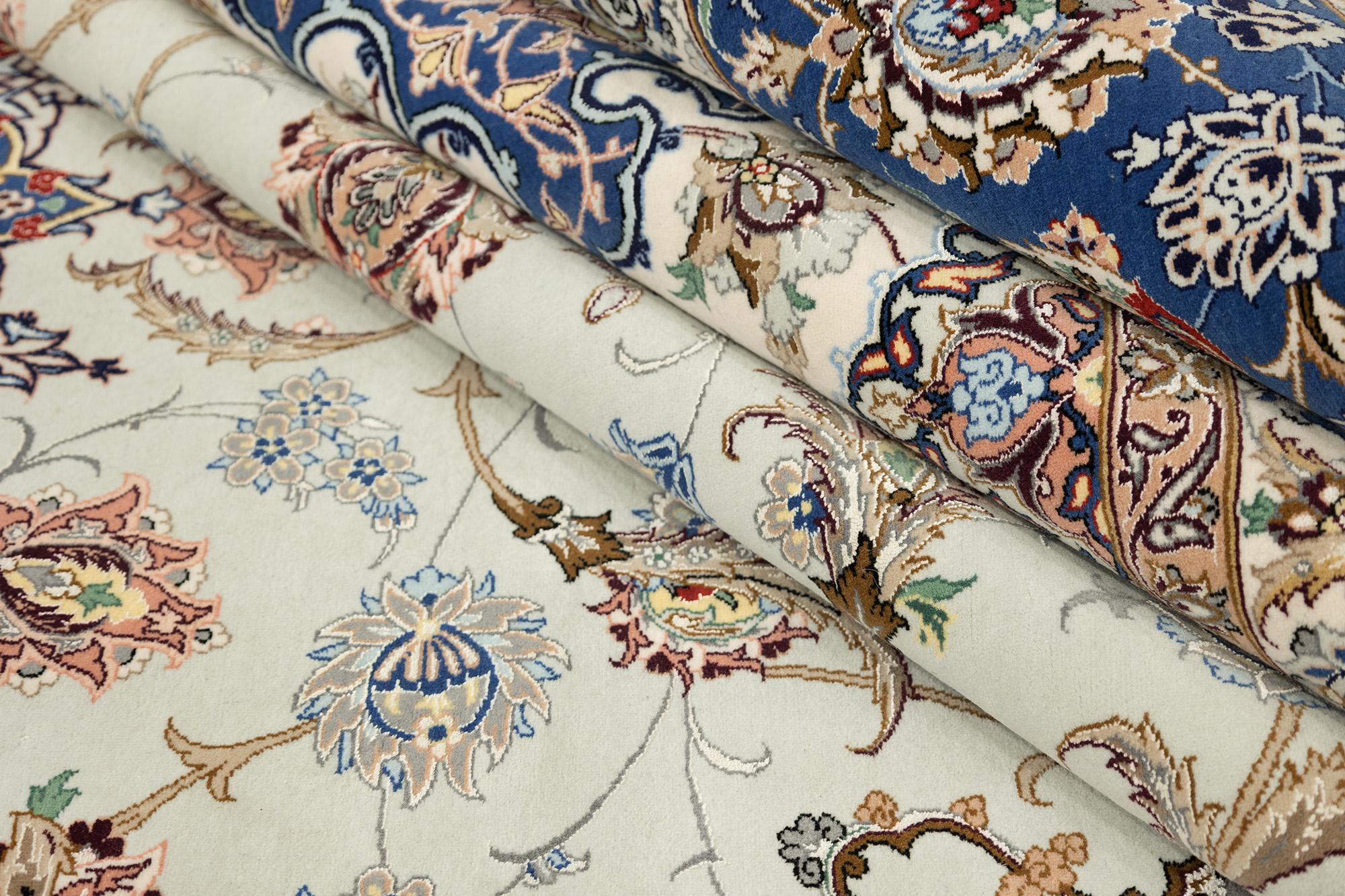 Persischer Isfahan Teppich, handgeknüpft, 13,4 × 9,9 Fuß - Elfenbein, Blau und Beige im Angebot 3