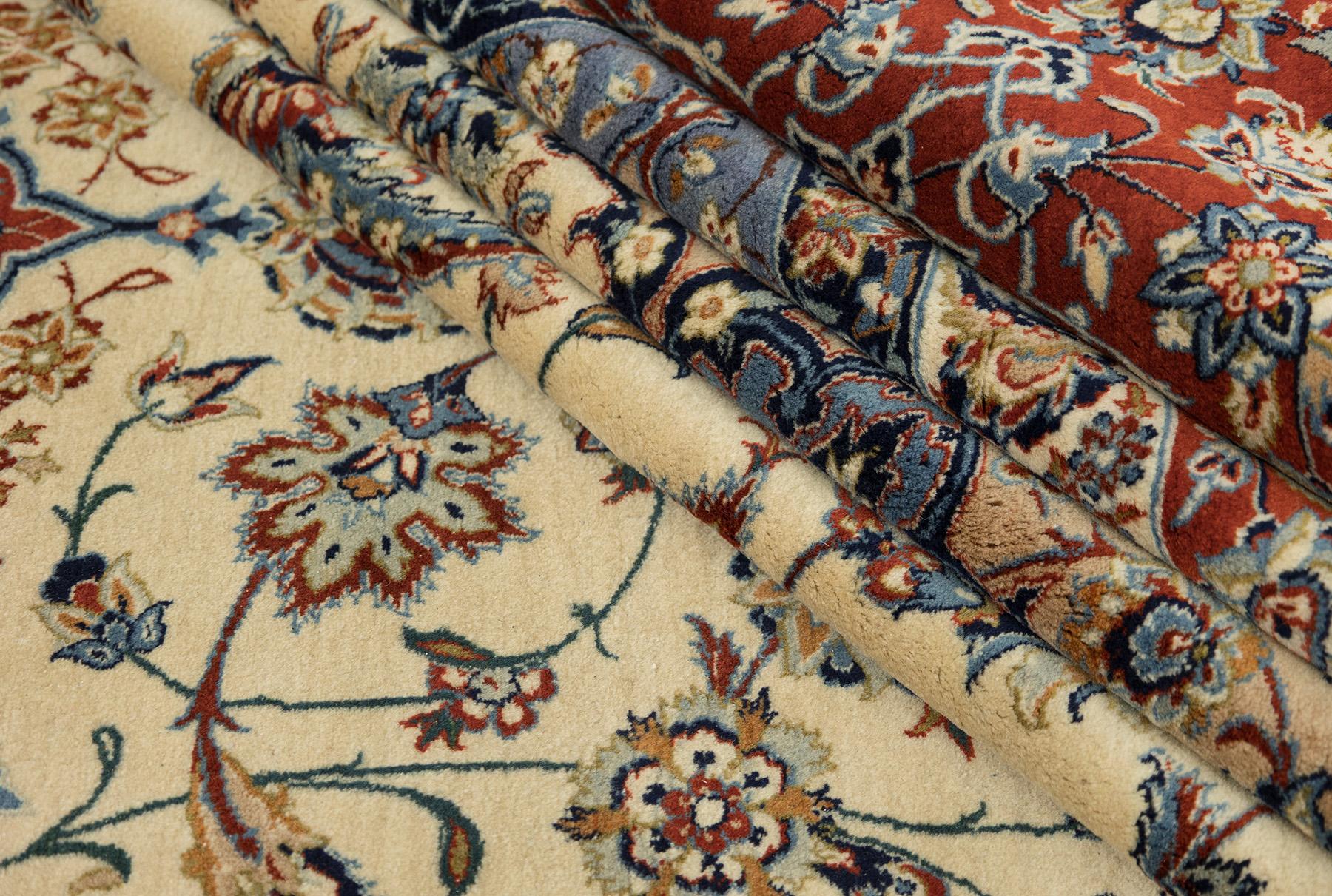 Persischer Isfahan Teppich, handgeknüpft, 14.9x10.2 ft - Elfenbein, Rot und Blau im Angebot 3