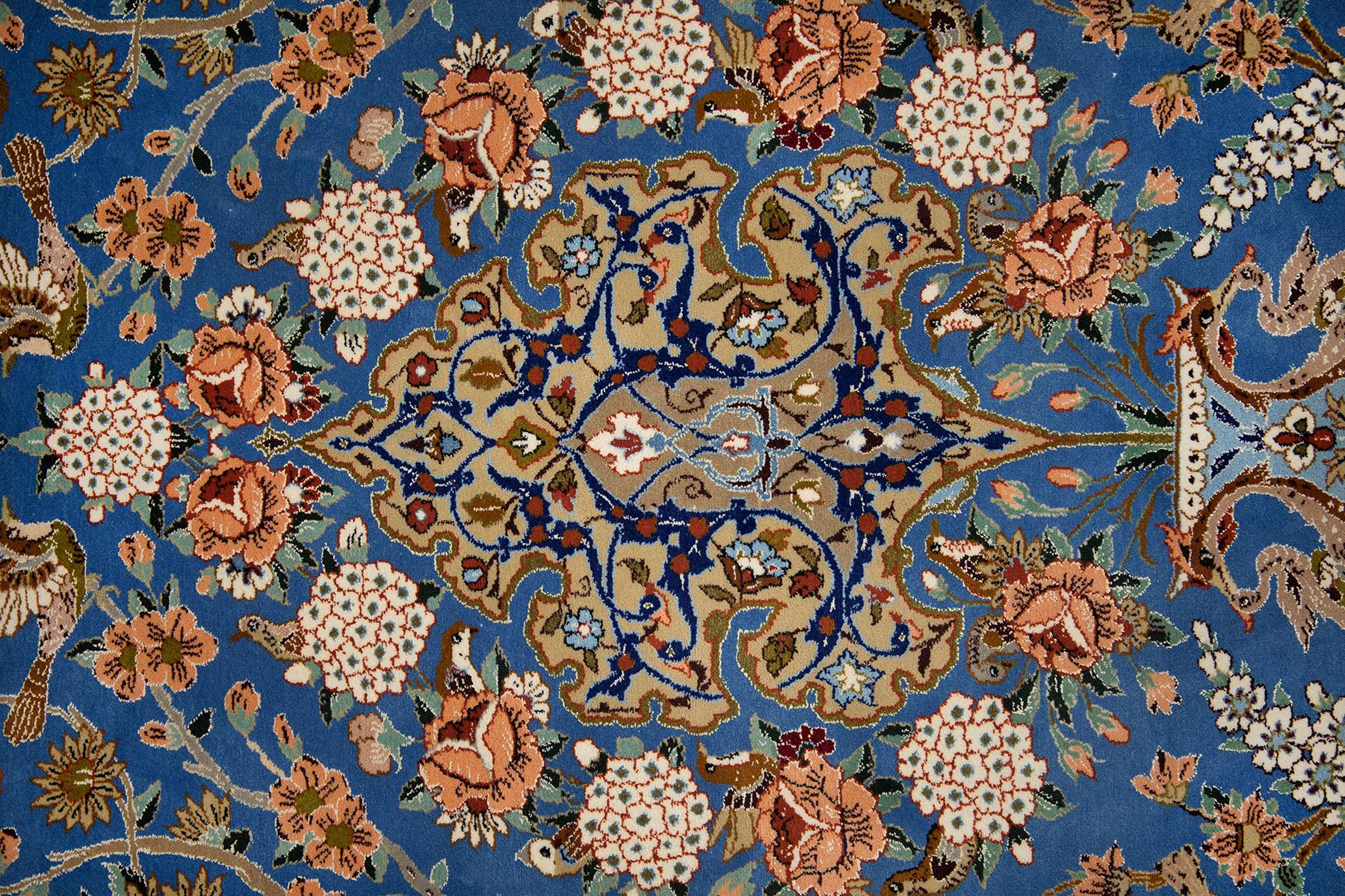 Persischer Isfahan Teppich, handgeknüpft, 7,2 × 5,2 Fuß - Blau, Rot und Elfenbein (Wolle) im Angebot