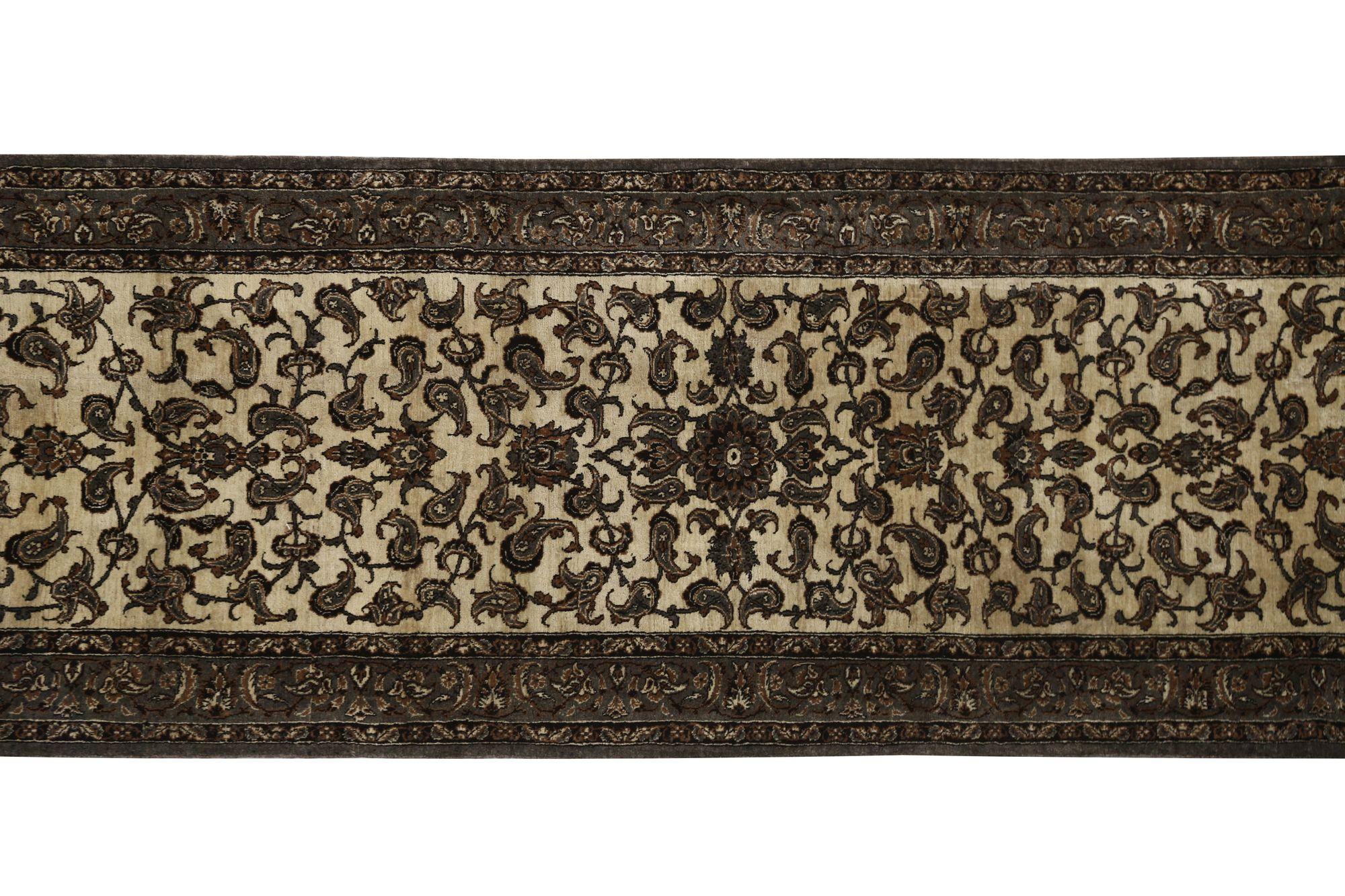 Persischer Isfahan Läufer Teppich - Wolle Braun Elfenbein Design - 97995 im Zustand „Hervorragend“ im Angebot in Dallas, TX