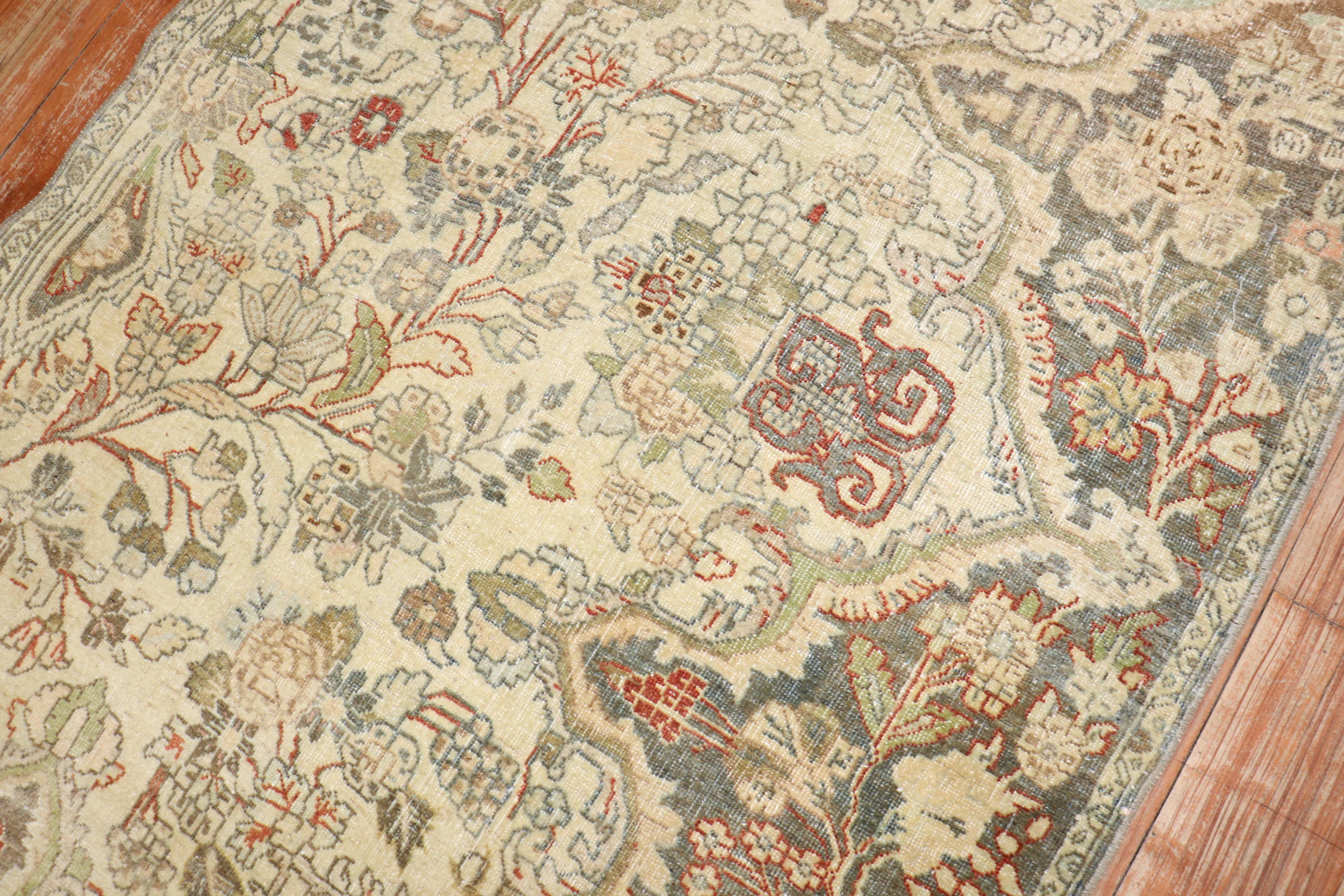 A sampler rug from an antique Persian Isfahan rug from the 1st quarter of the 20th Century

3'2'' x 4'10''.