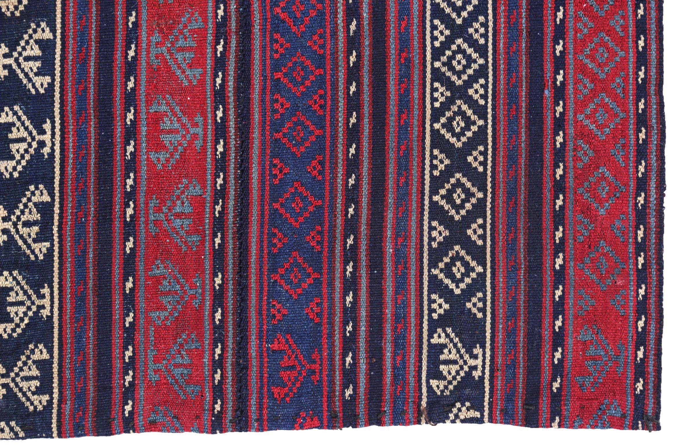 Persischer Jajim Small Rug CIRCA 1910 - Wolle Blau Braun Elfenbein Rot Design - 91343 (Asiatisch) im Angebot