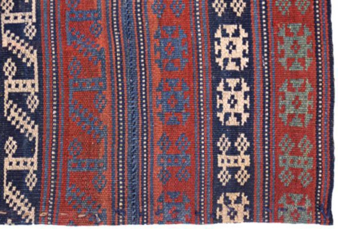 Persischer Jajim Kleiner Teppich Circa 1910 - Wolle Blau Grün Elfenbein Rot Design - 91390 (Asiatisch) im Angebot