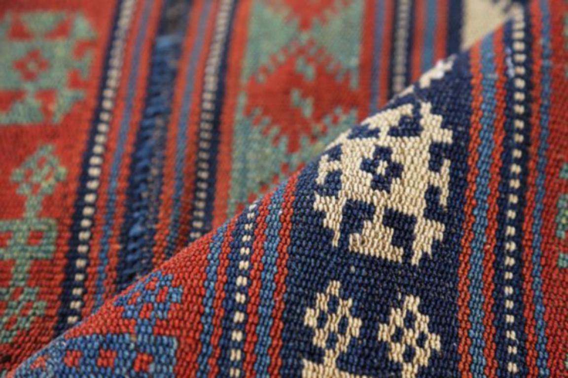 Persischer Jajim Kleiner Teppich Circa 1910 - Wolle Blau Grün Elfenbein Rot Design - 91390 im Zustand „Hervorragend“ im Angebot in Dallas, TX