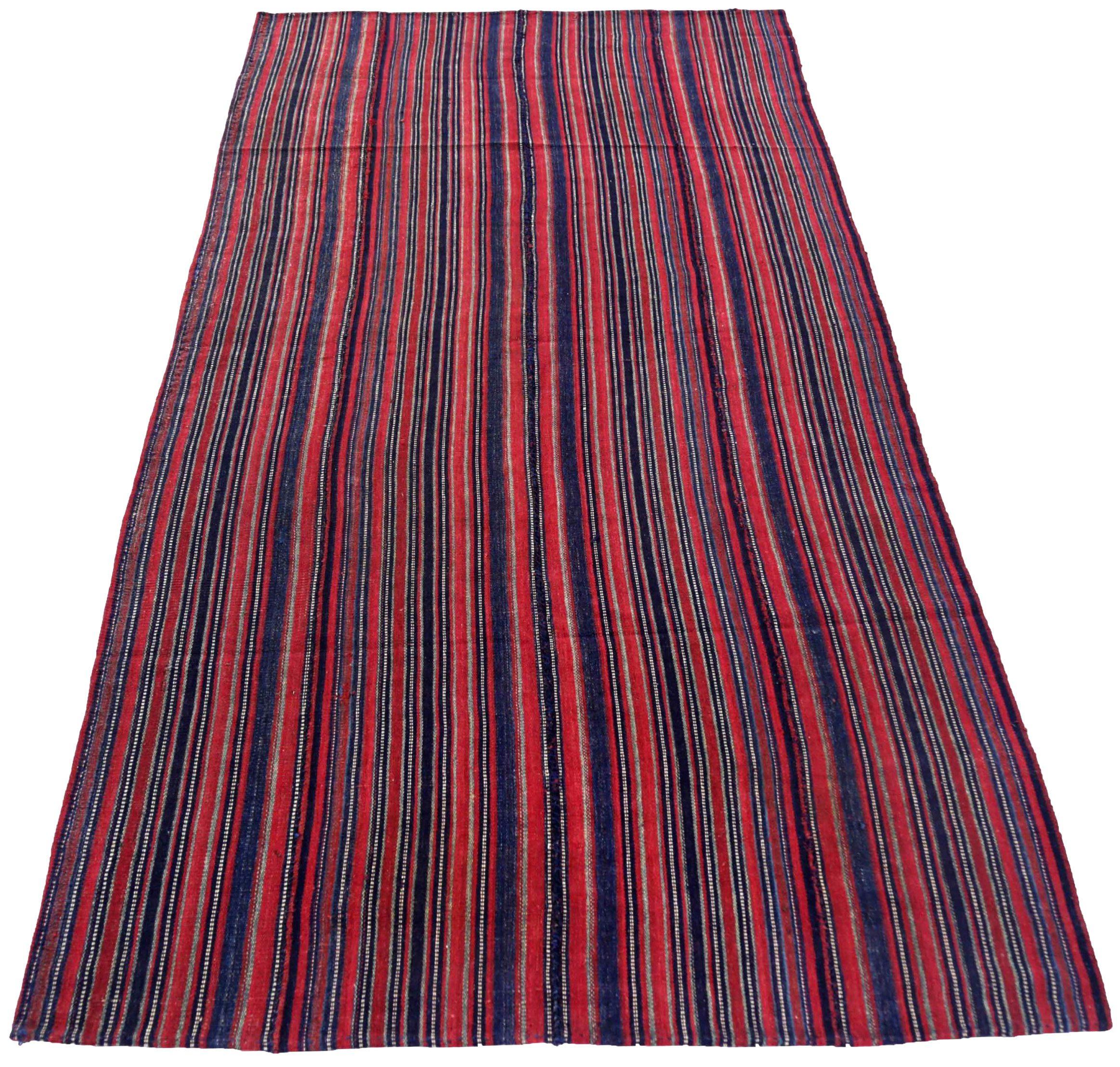 Entdecken Sie die Eleganz des persischen Jajim mit dem kleinen Teppich von CIRCA 1910. Dieses exklusive Design aus Wolle und Marineblau-Rot ist perfekt, um Ihren Raum zu verschönern.