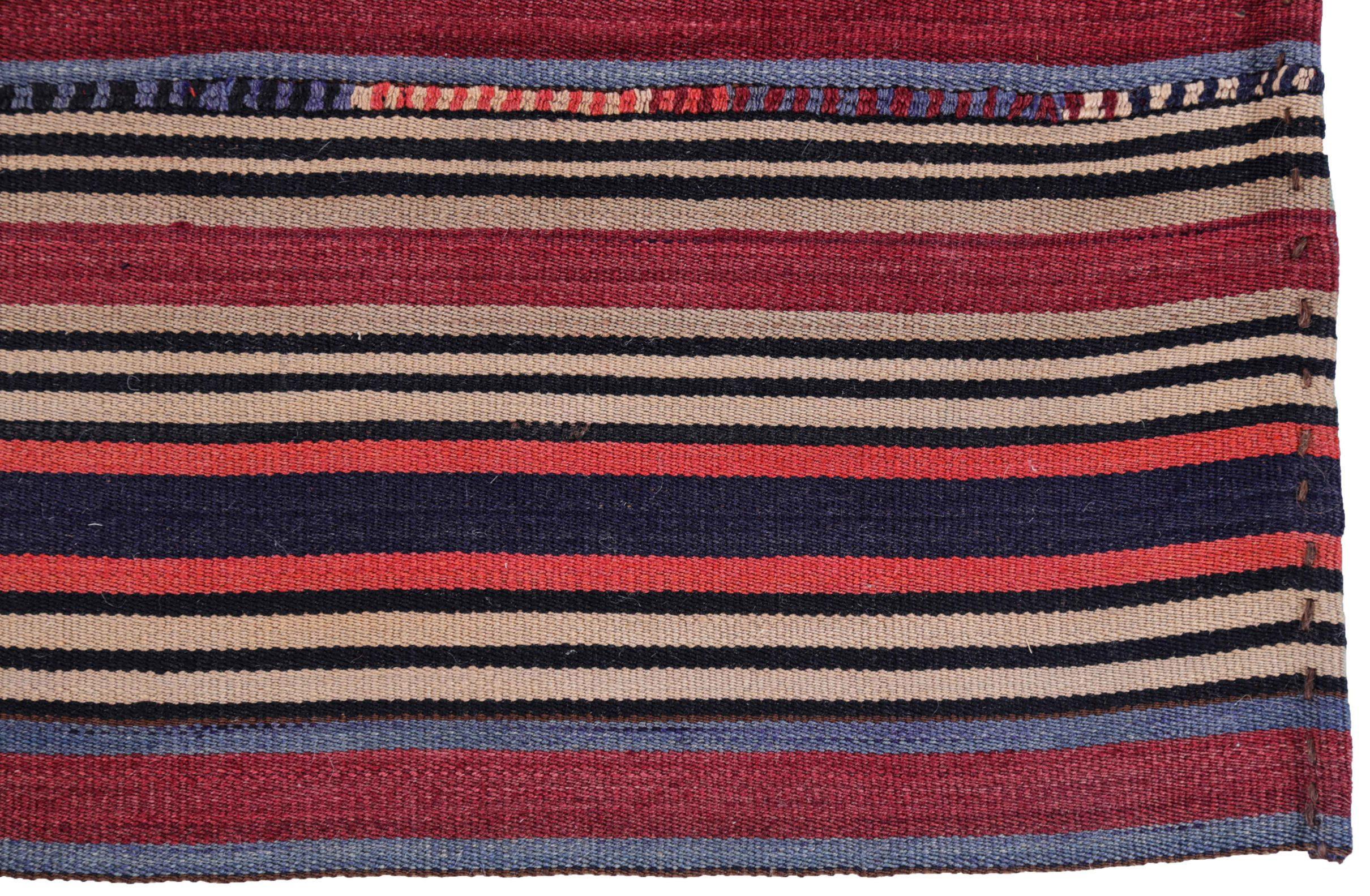 Persische Jajim Quadratische Teppiche Circa 1910 - Wolle Blau Elfenbein Rosa Rot - 91374 im Zustand „Hervorragend“ im Angebot in Dallas, TX