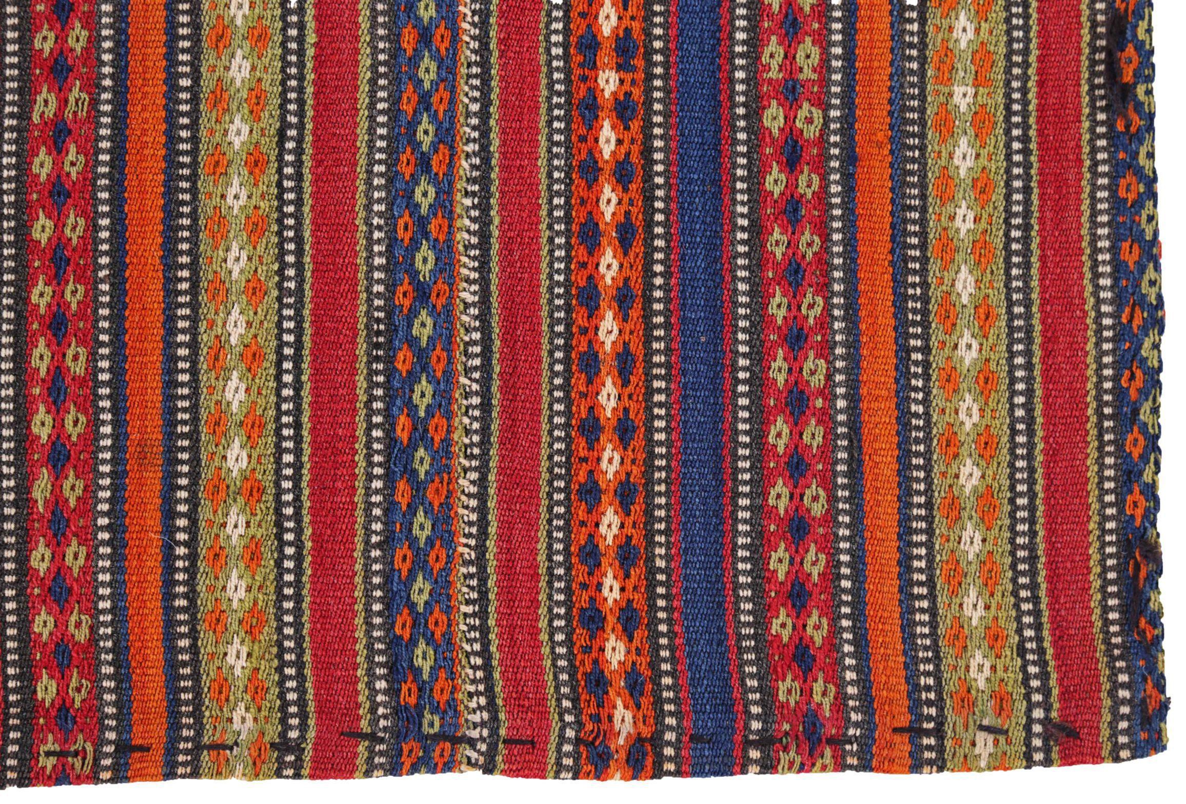 Persische Jajim Square Area Teppiche CIRCA 1910 - Wolle Blau Orange Rot Gelb - 91371 (Asiatisch) im Angebot