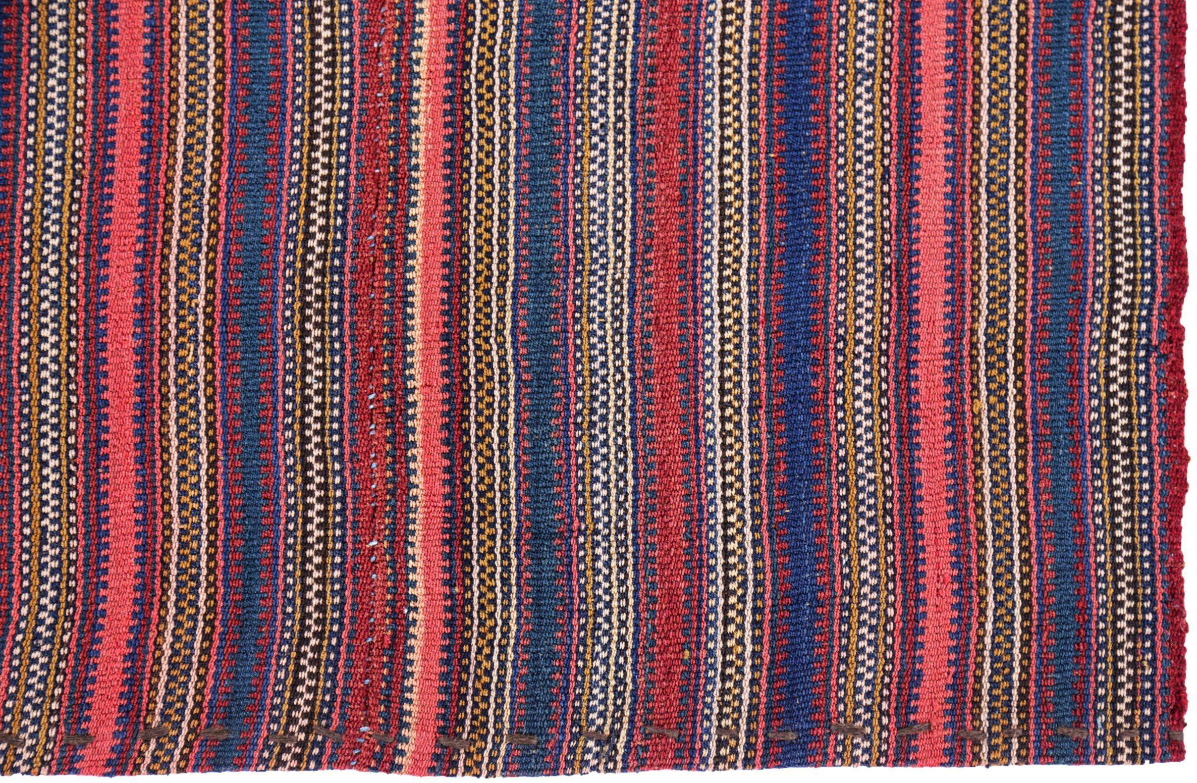 Tappeti persiani Jajim quadrati del 1910 circa - lana blu navy rosa rosso - 91155 In condizioni ottime in vendita a Dallas, TX