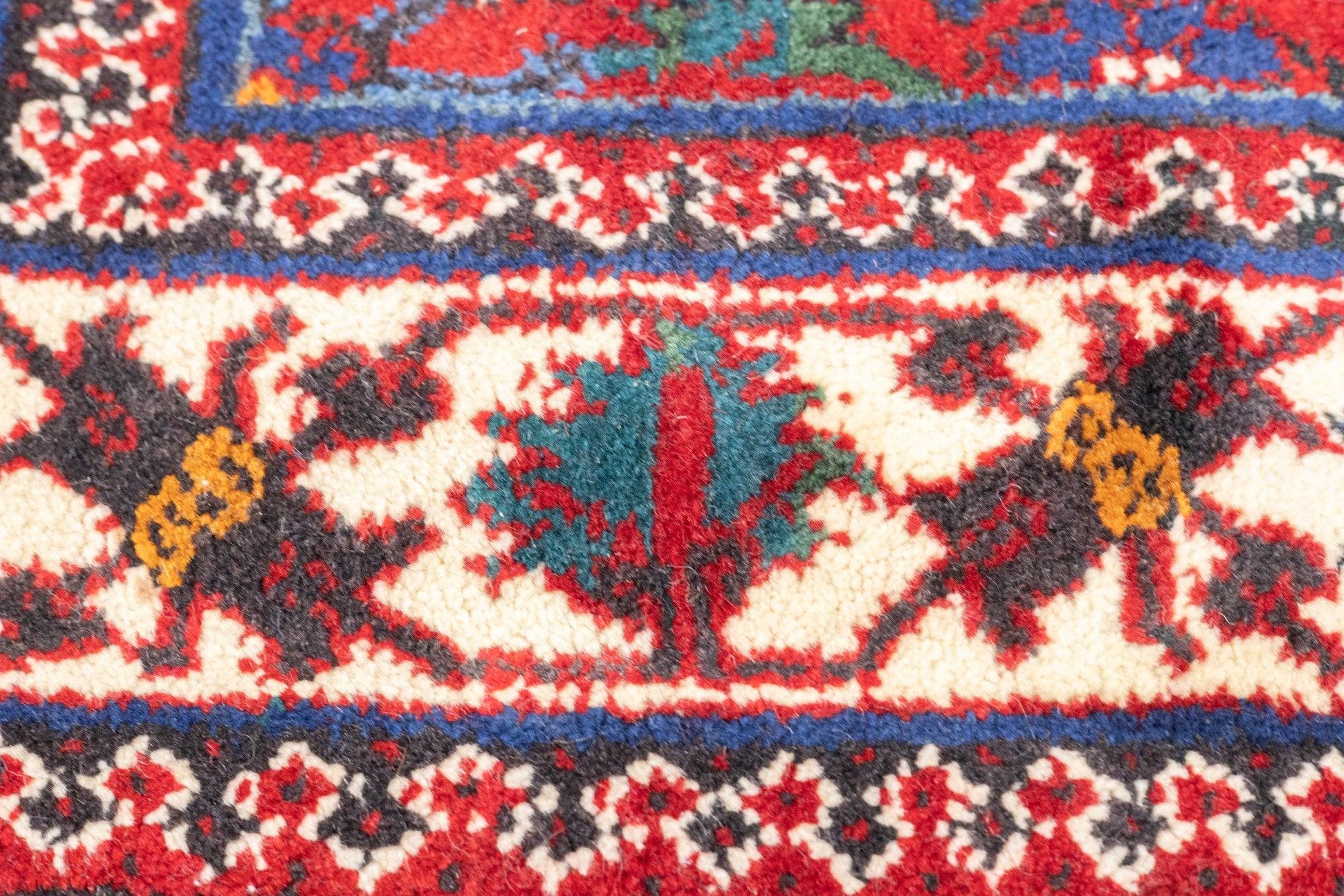 XXI secolo e contemporaneo Tappeto Persiano Joshaghan 3'7'' x 5'4'' in vendita