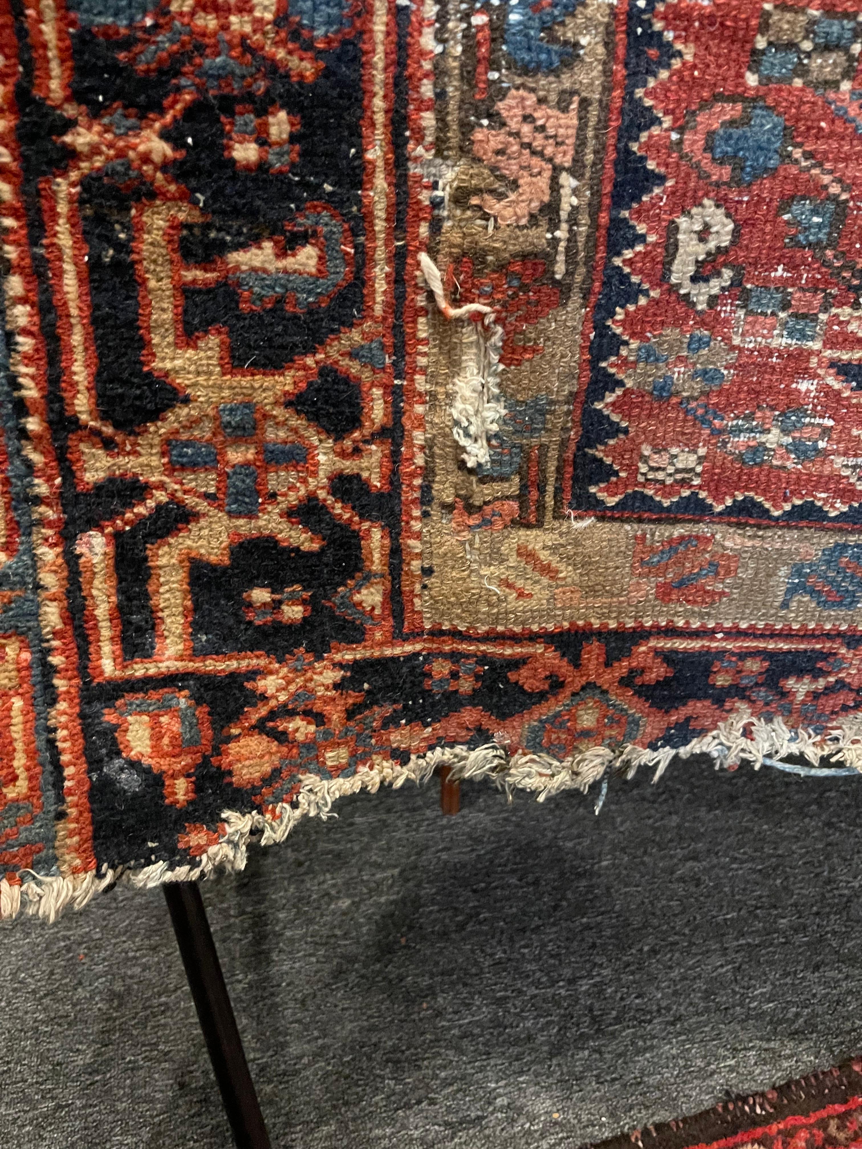 Persian Karaja Design Area Rug, Early 20th Century For Sale 11